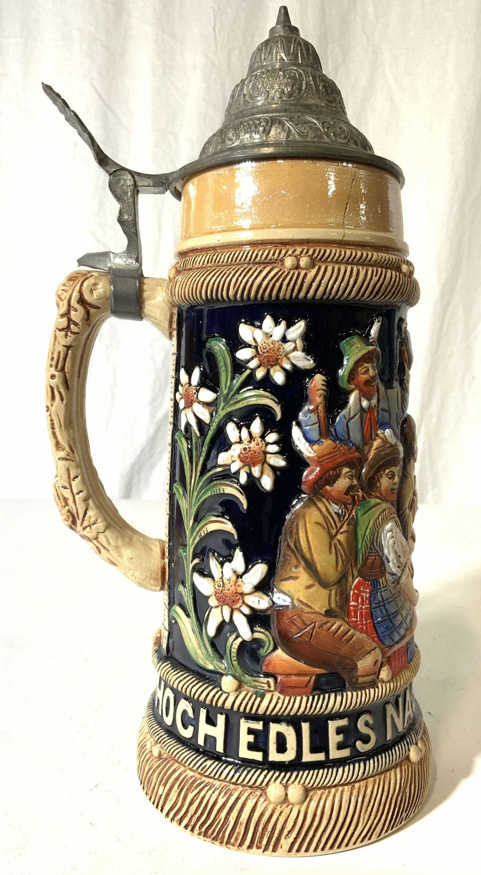 ORIGINAL KING Ceramic Beer Stein W Pewter Lid (1 of 8)