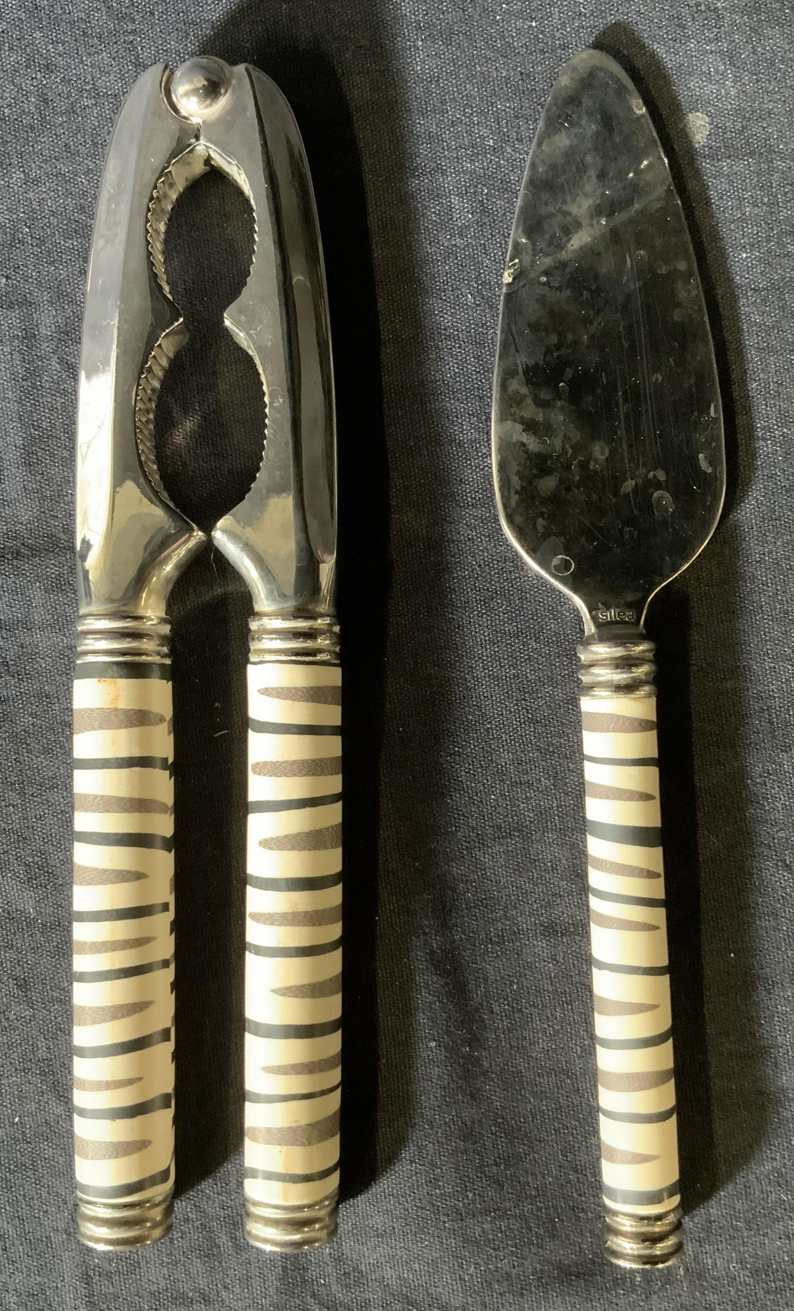 Set 2 SILEA Lobster Cracker & Cake Server (1 of 5)