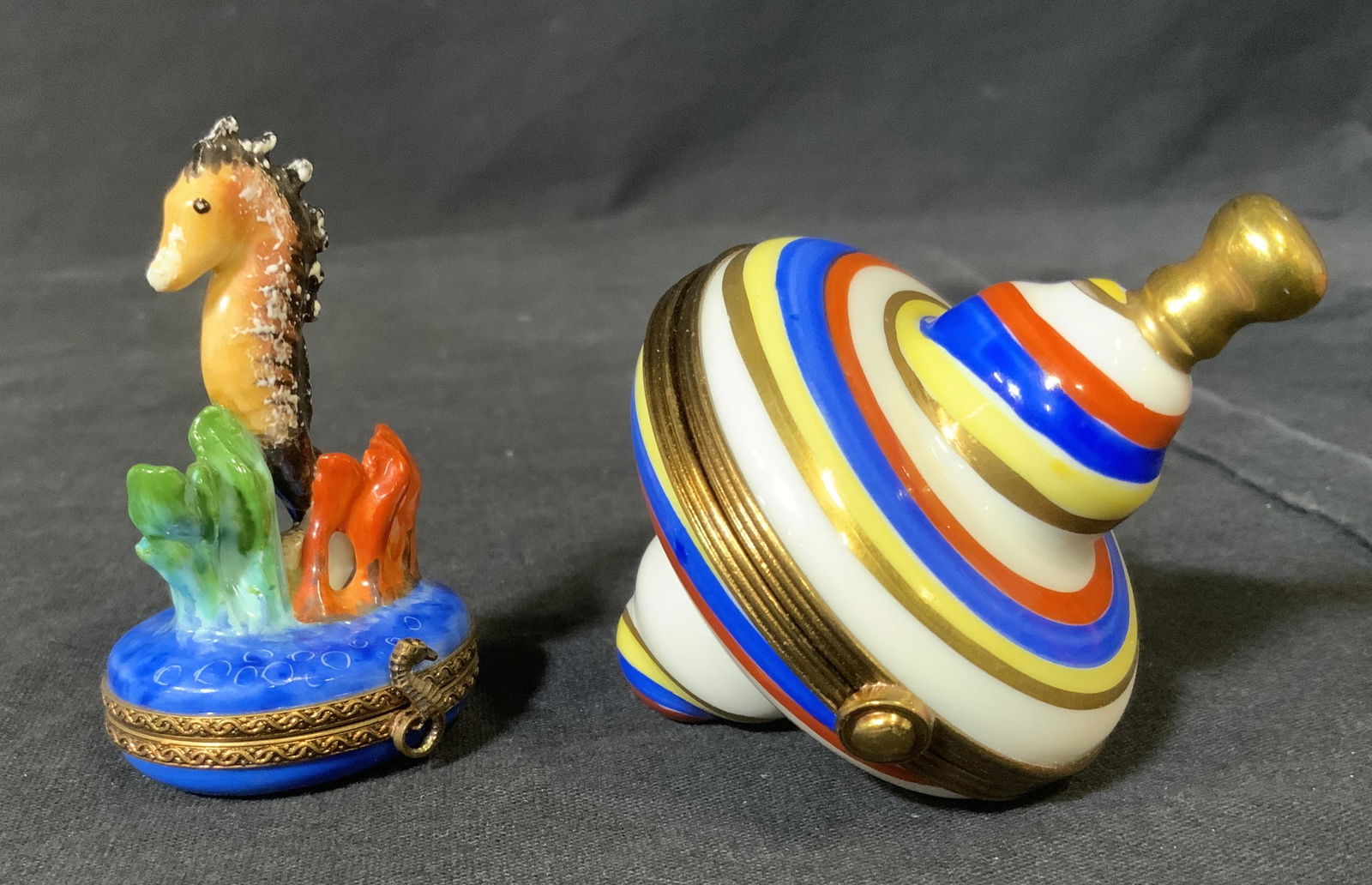 Group Lot 2 Porcelain Trinket Boxes (1 of 5)