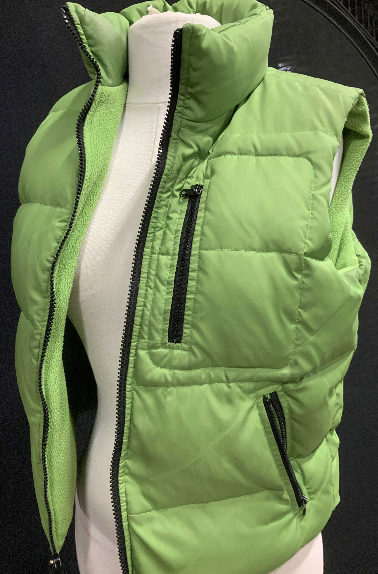 RALPH LAUREN SPORT Ladies Puff Vest (1 of 6)