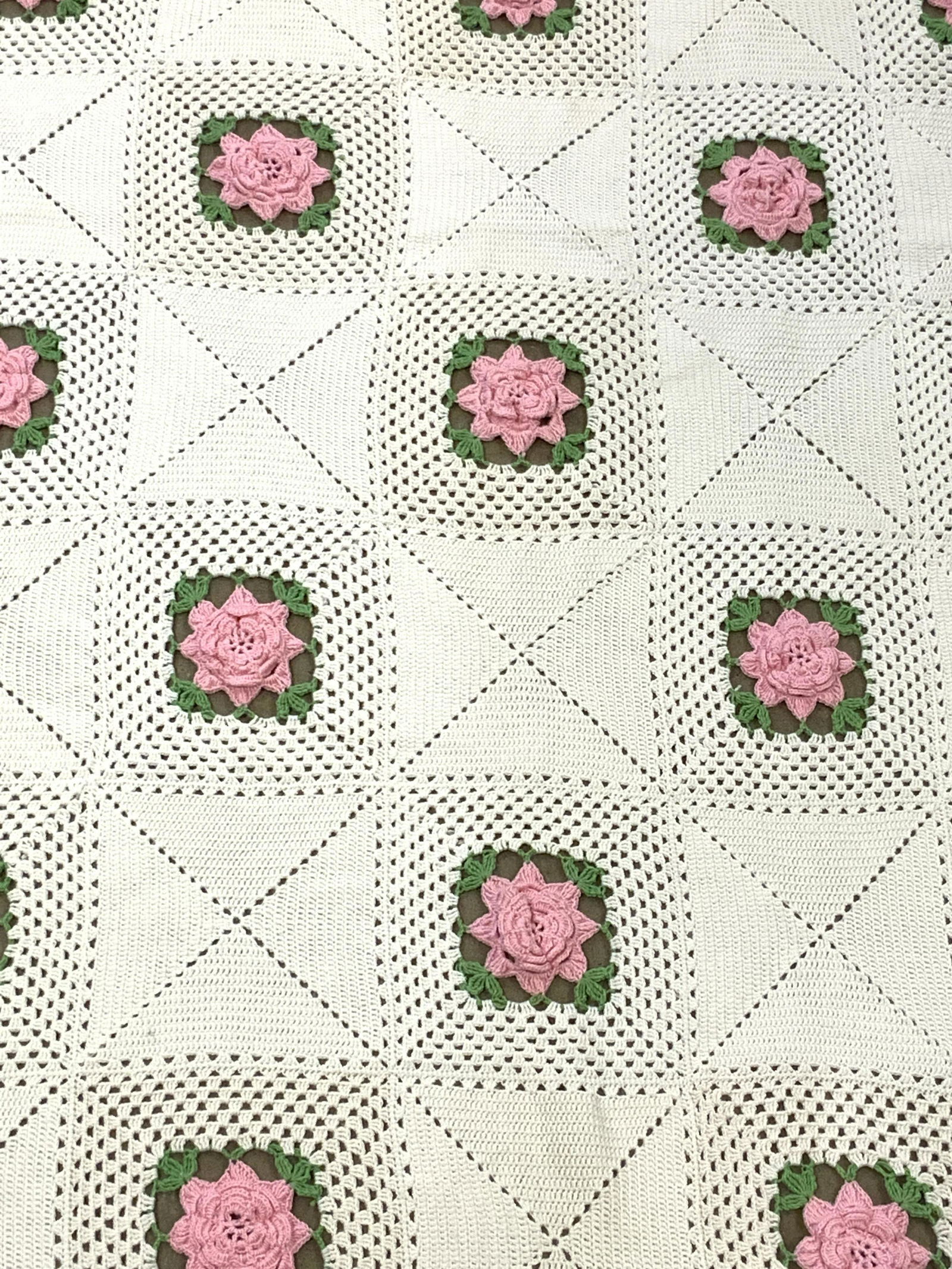 Pink & White Floral Crochet Blanket (1 of 6)