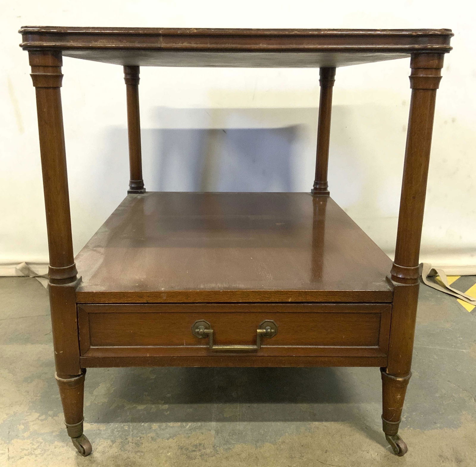 Vtg HERITAGE HENREDON Wooden End Table On Casters (1 of 11)