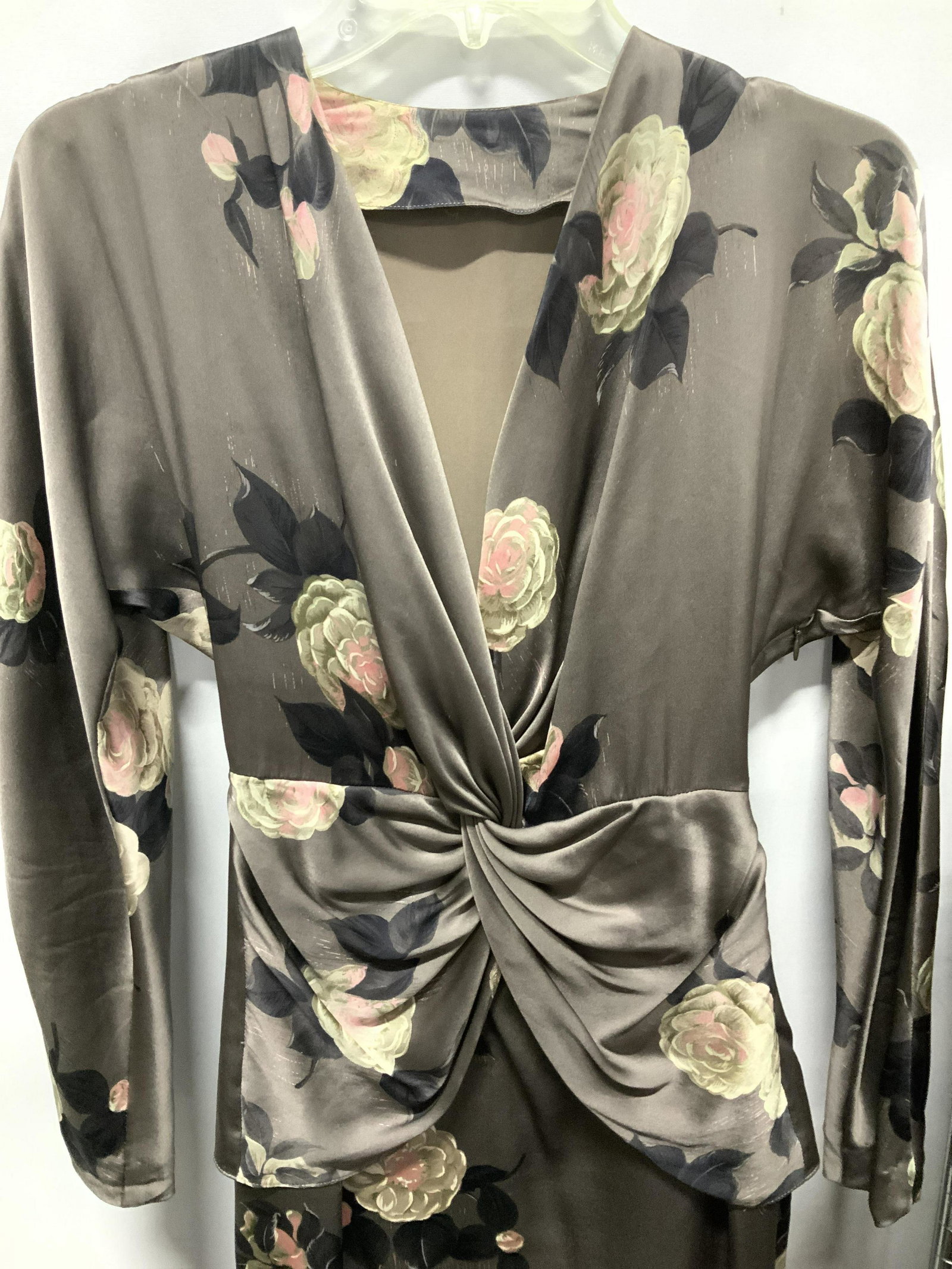 Lot 2 Ladies Vntg Dresses, Silk & Cotton Stretch: Silk floral dress, in the style of Asian roses on silk, dark taupe with petal pink and white roses, deep black and moss green petals . Deep V neck, size zipper, 23-24 in. Waist app., 36 in. hips. App 