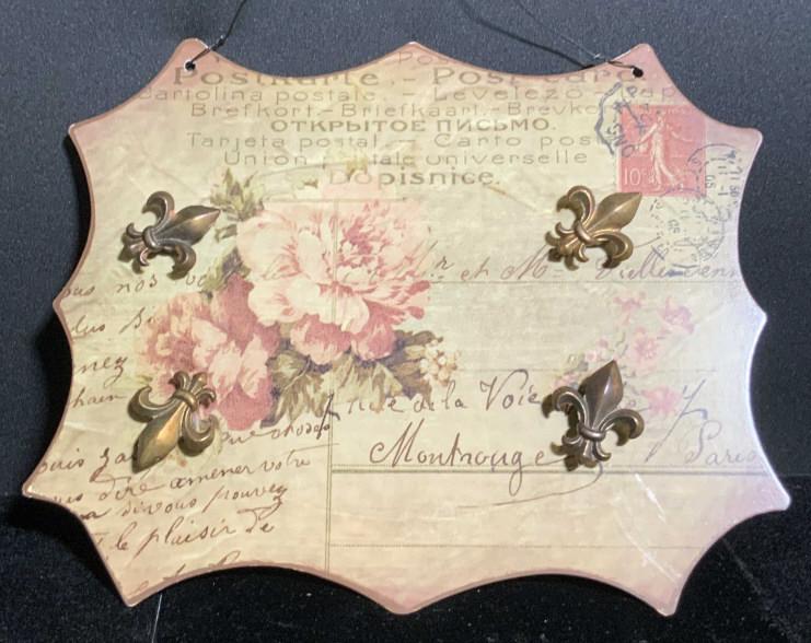 Metal Wall Hanging W/ Fleur De Lis Magnets (1 of 8)