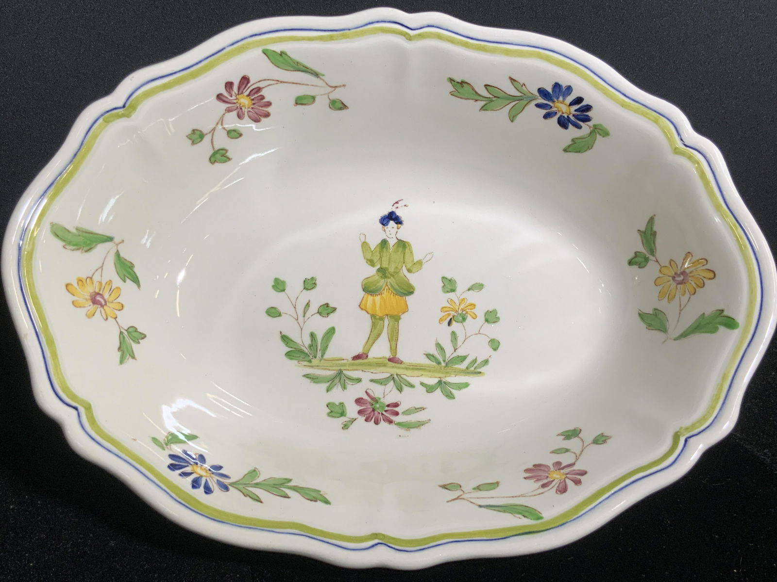Pr MOUSTIERS Hand Painted French Ceramic Bowls (1 of 8)