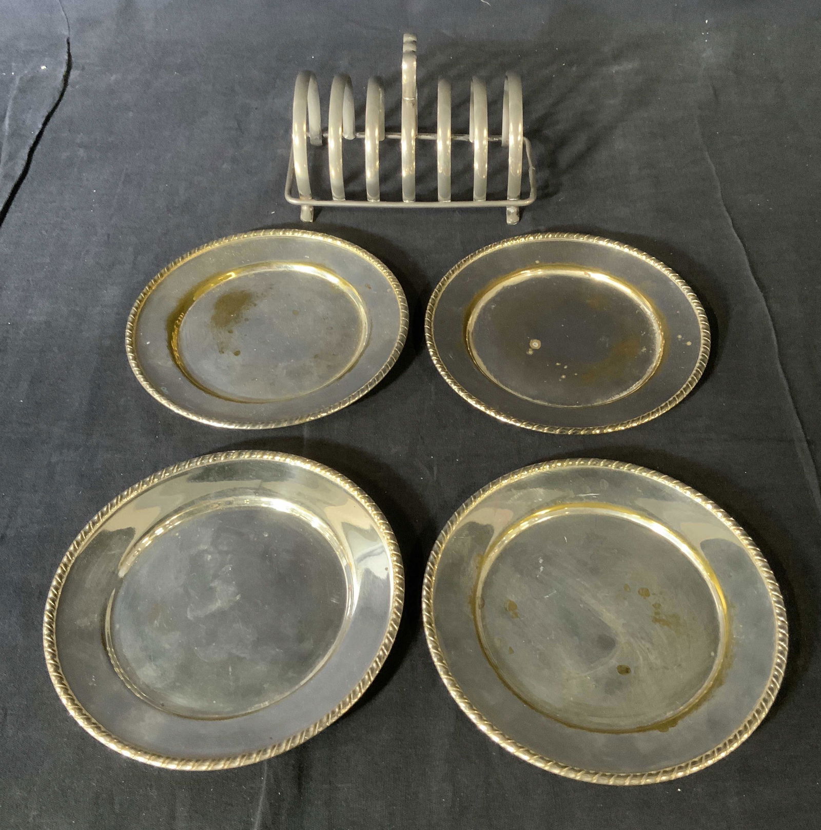 Lot 5 Silver Plated Dishes & Metal Letter Rack (1 of 7)