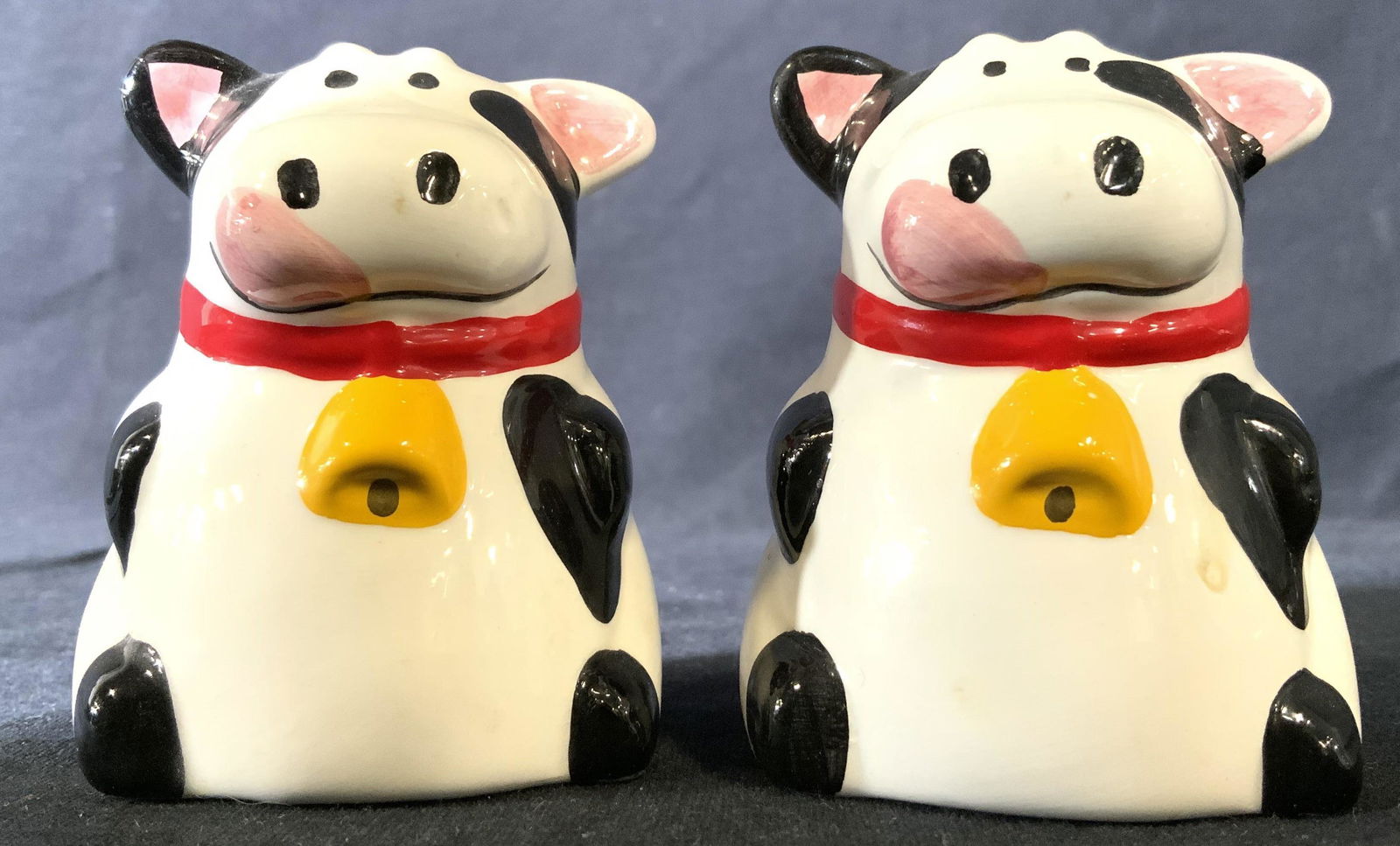 Lot 4 Porcelain Cow Salt & Pepper Shakers (1 of 8)