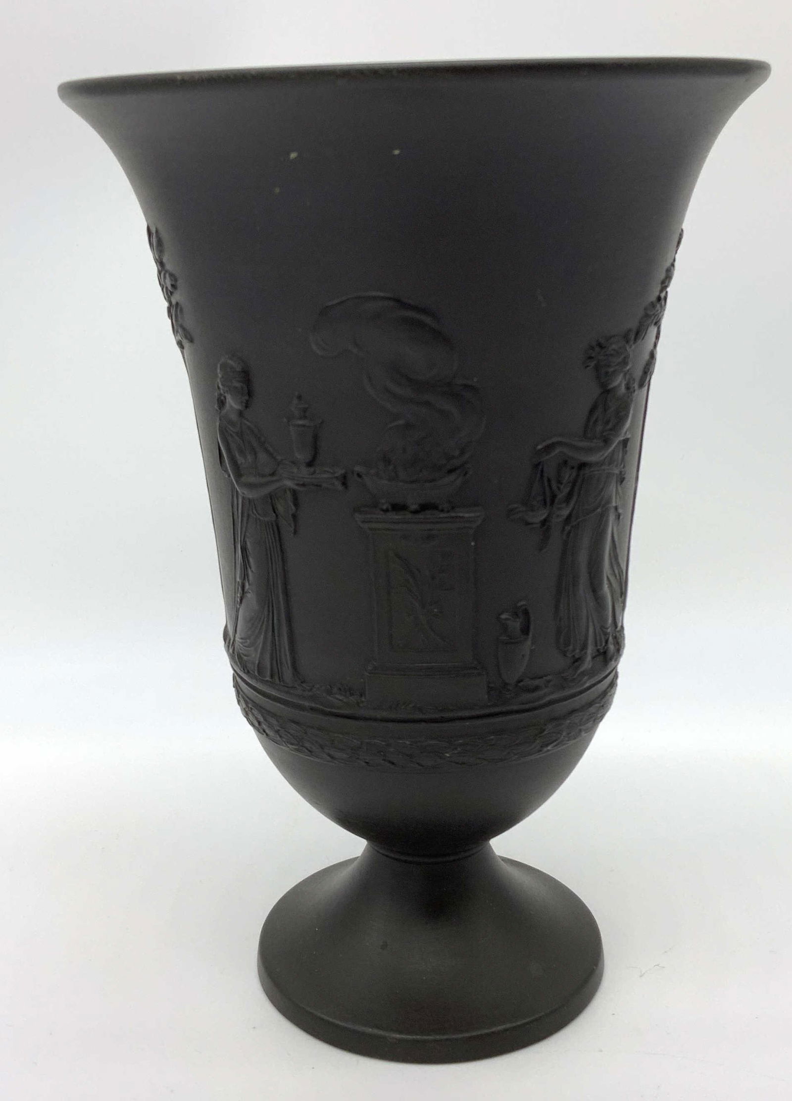 WEDGWOOD Jasperware Vase (1 of 6)