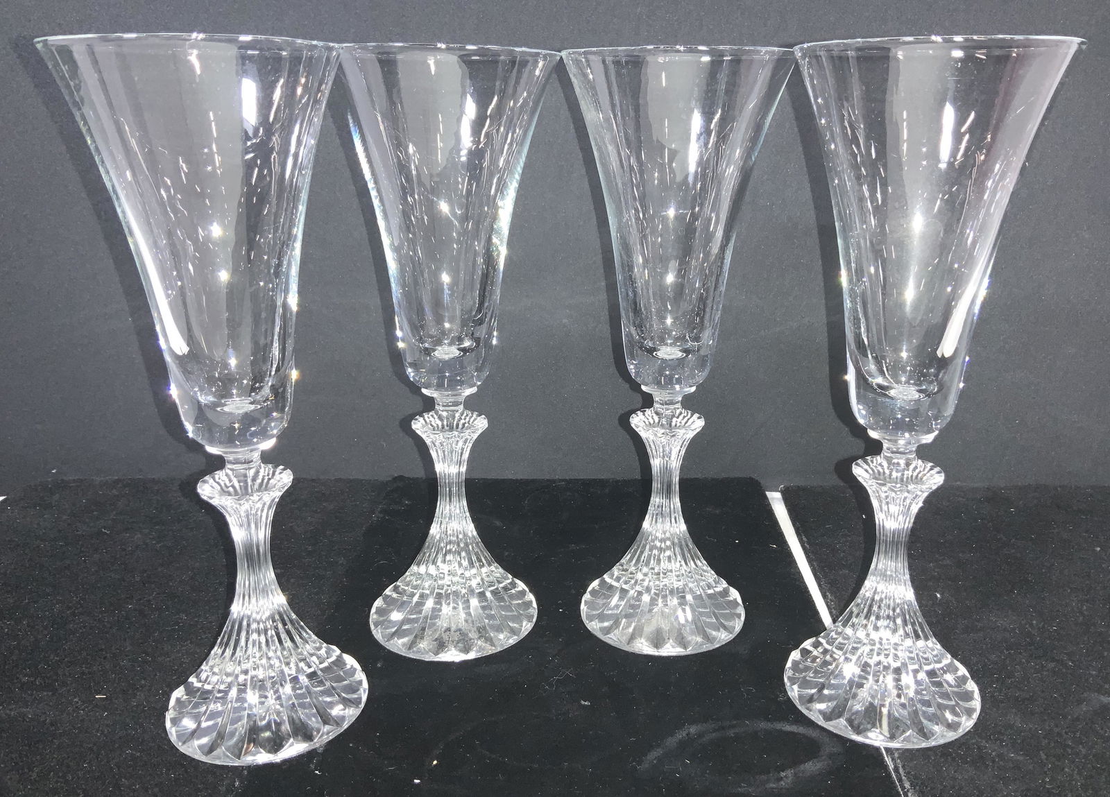 Set 4 Trumpet Glass Stemware (1 of 6)