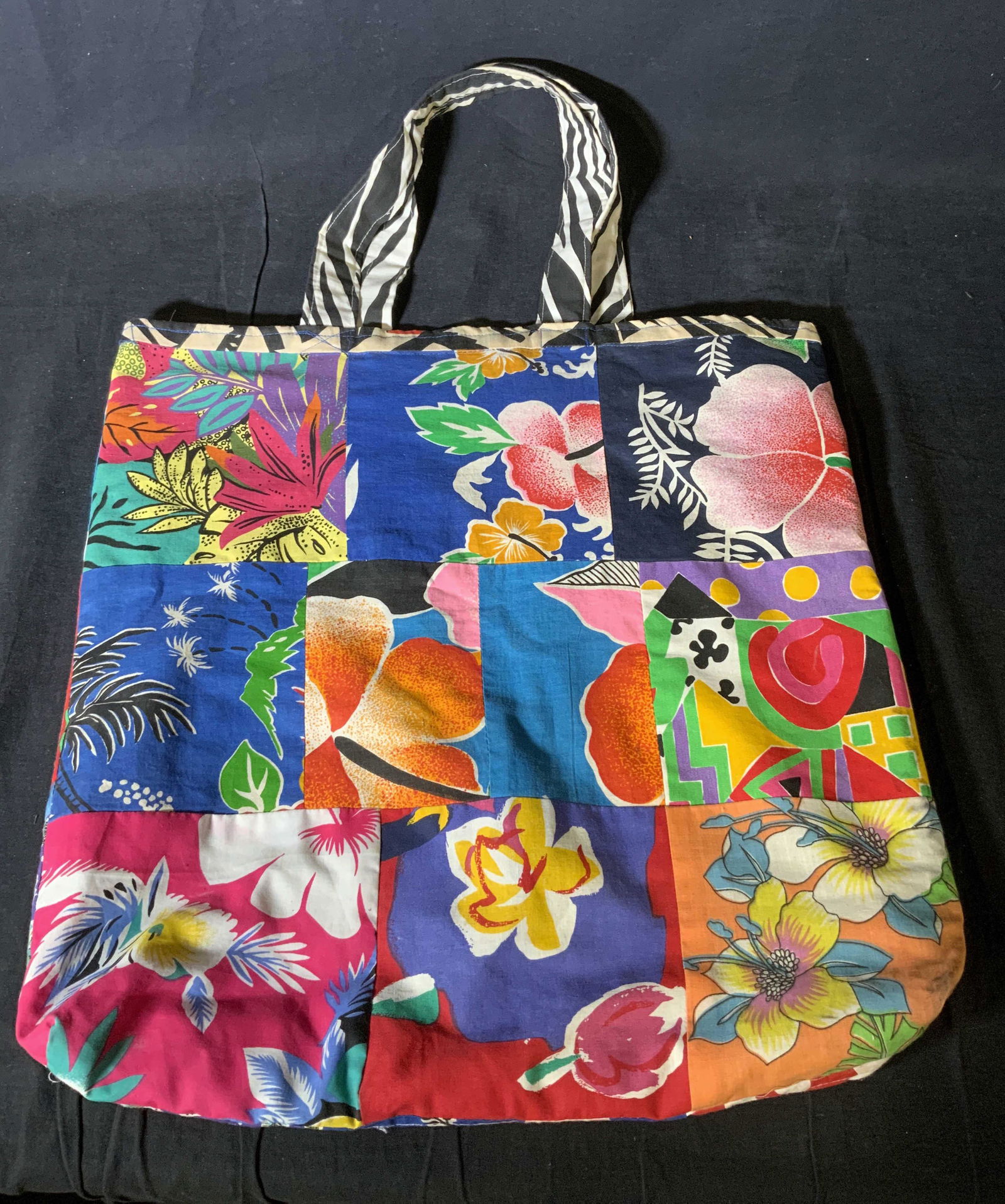 Cloth Tote Bag (1 of 5)