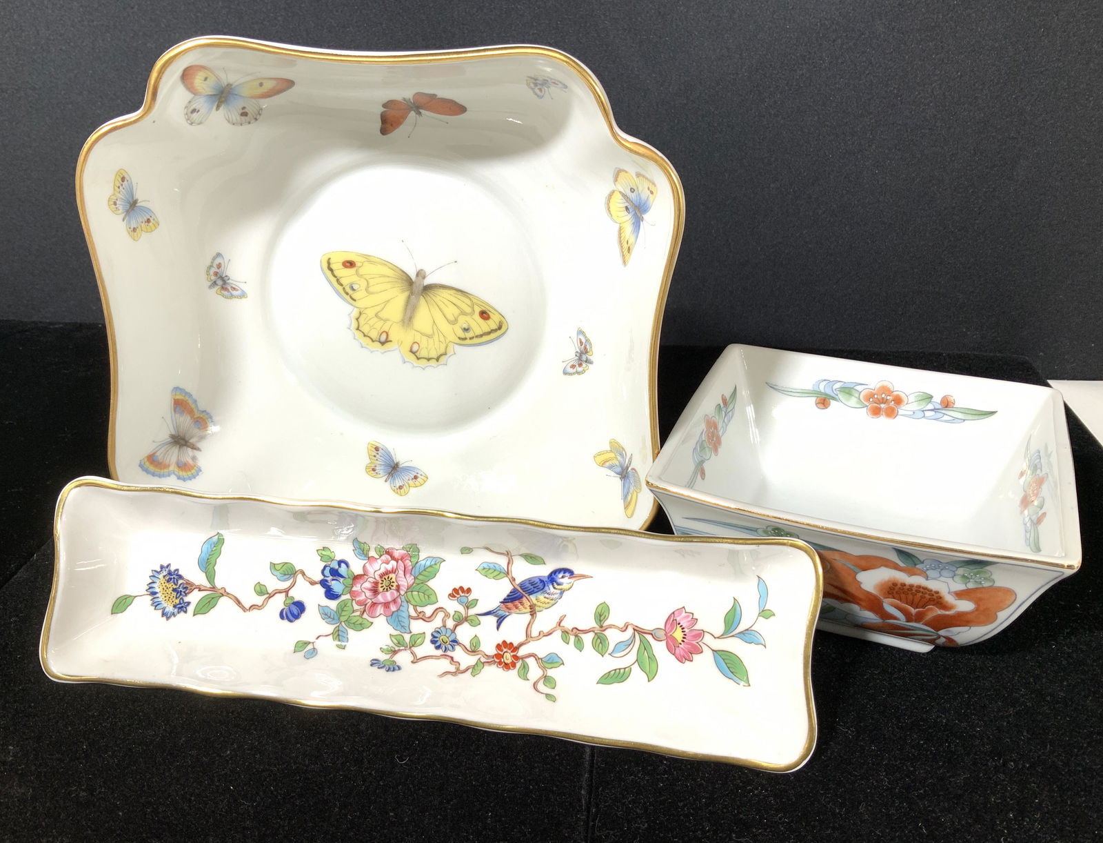 3 Fine Bone Porcelain, Limoges, Aynsley Eng., More: Hand Decorated and Signed Takahaski San Francisco Flora Asian Porcelain bowl, use for rice, sauces, or as a trinket bowl, measures app 4x4 x2 in. Hallmarked Fine Bone China long serving dish, AYNSLEY