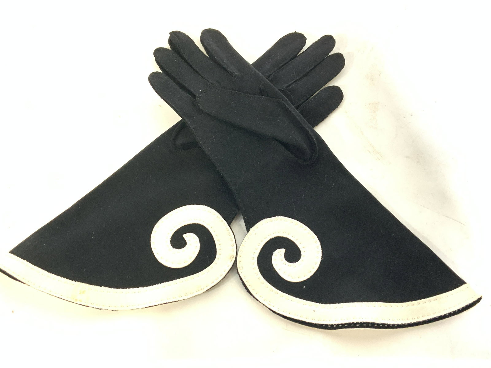 2 Pair PARISDOE Fabric Fashion Gloves, Never Worn: Never worn ladies Gloves, both pairs 6.5. Black pair with white scroll edge detail , marked Parisdoe made in USA Meyers Make. Grey pair with navy scroll edge detail, longer glove app 14 in. almost to 