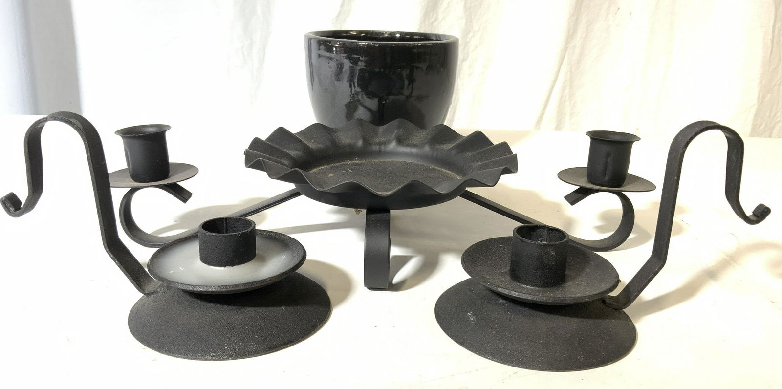 Lot 4 Iron Candlesticks & Ceramic Planter (1 of 7)
