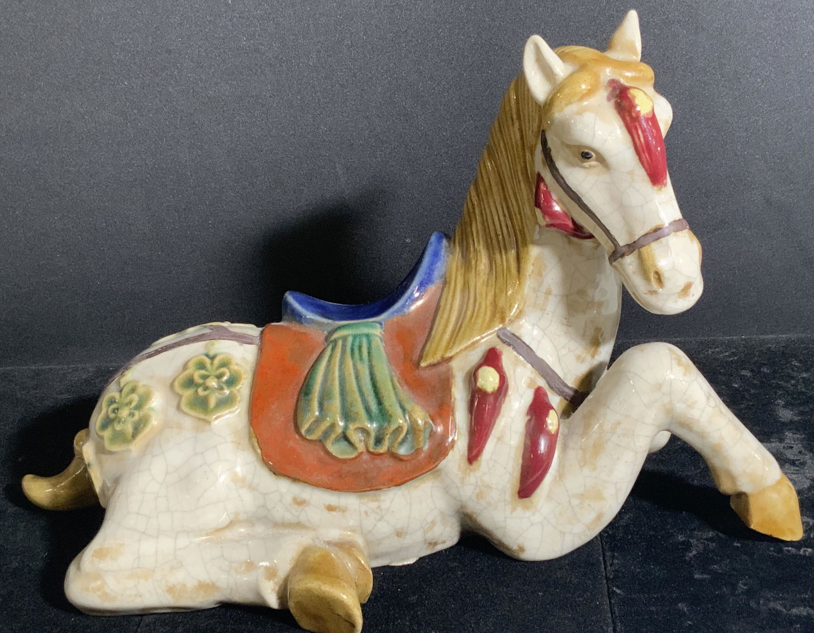 Handcrafted Vntg Oversized Resting Horse Figural (1 of 14)