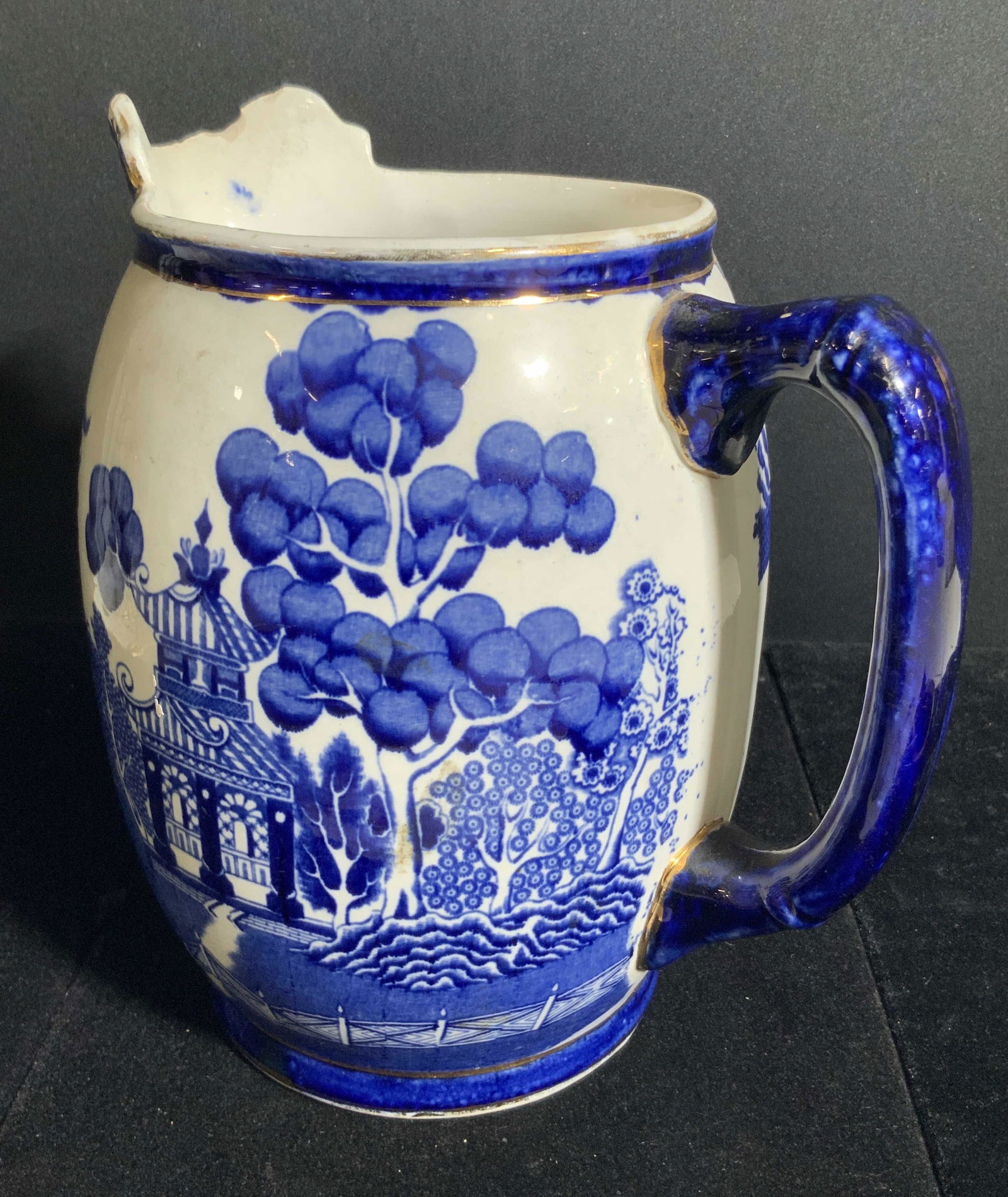 Vntg SEMI-VITREOUS BUFFALO POTTERY Ceramic Pitcher (1 of 17)