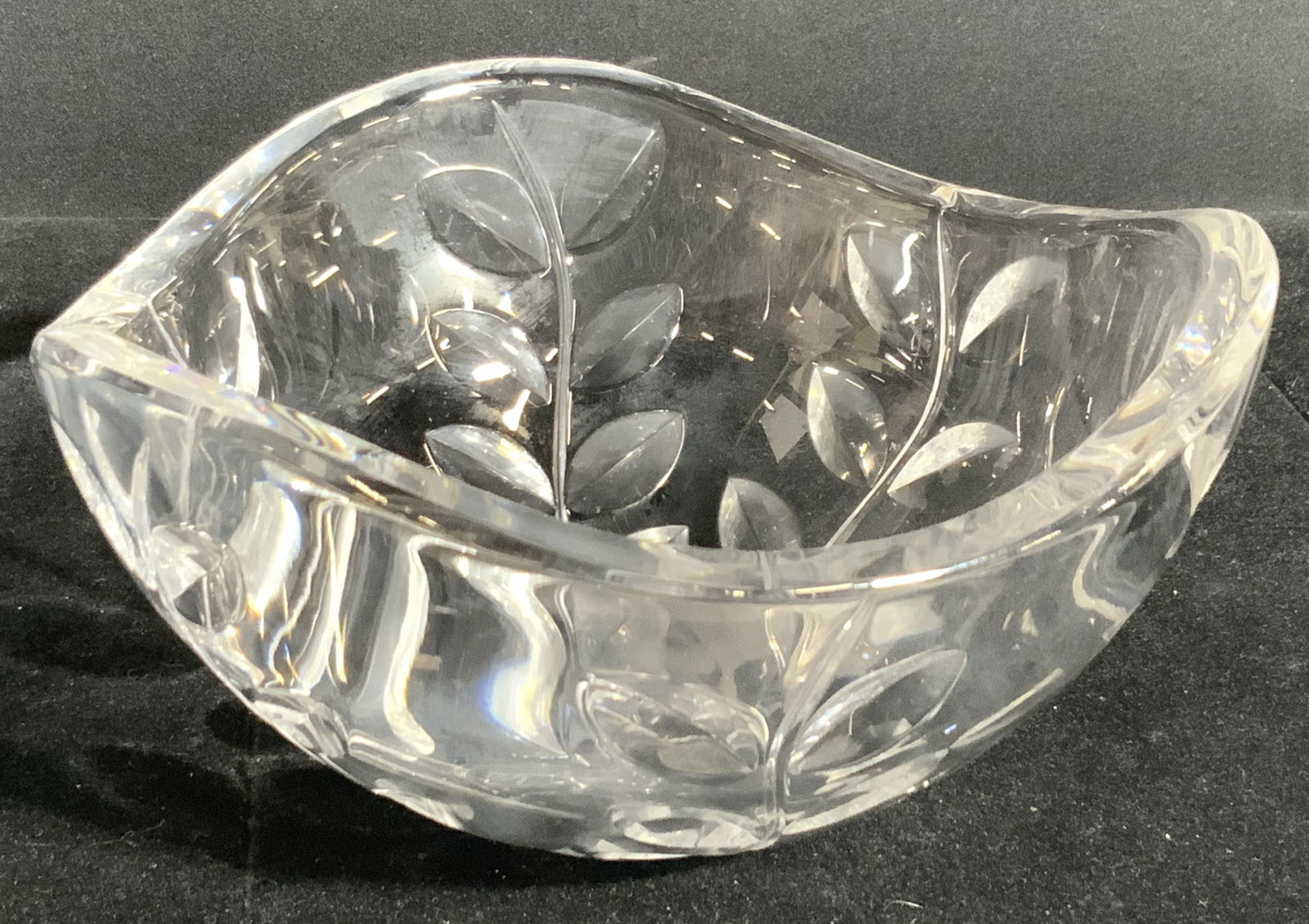 Vintage TIFFANY & CO. Signed Cut Crystal Bowl (1 of 11)