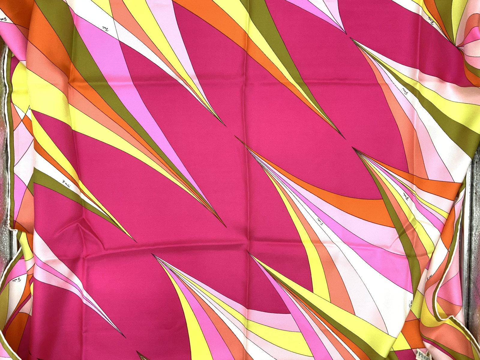 E. PUCCI VINTAGE HAND Rolled Signed Silk Scarf (1 of 11)