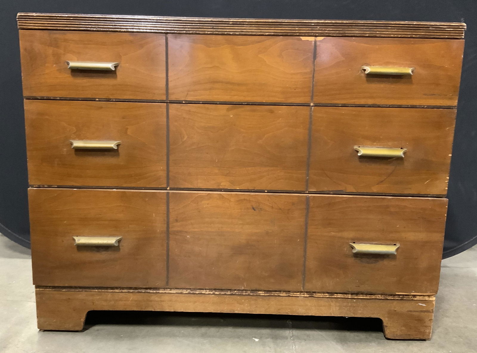 Vintage MCM HUNTLEY FURNITURE 3 Drawer Chest (1 of 16)