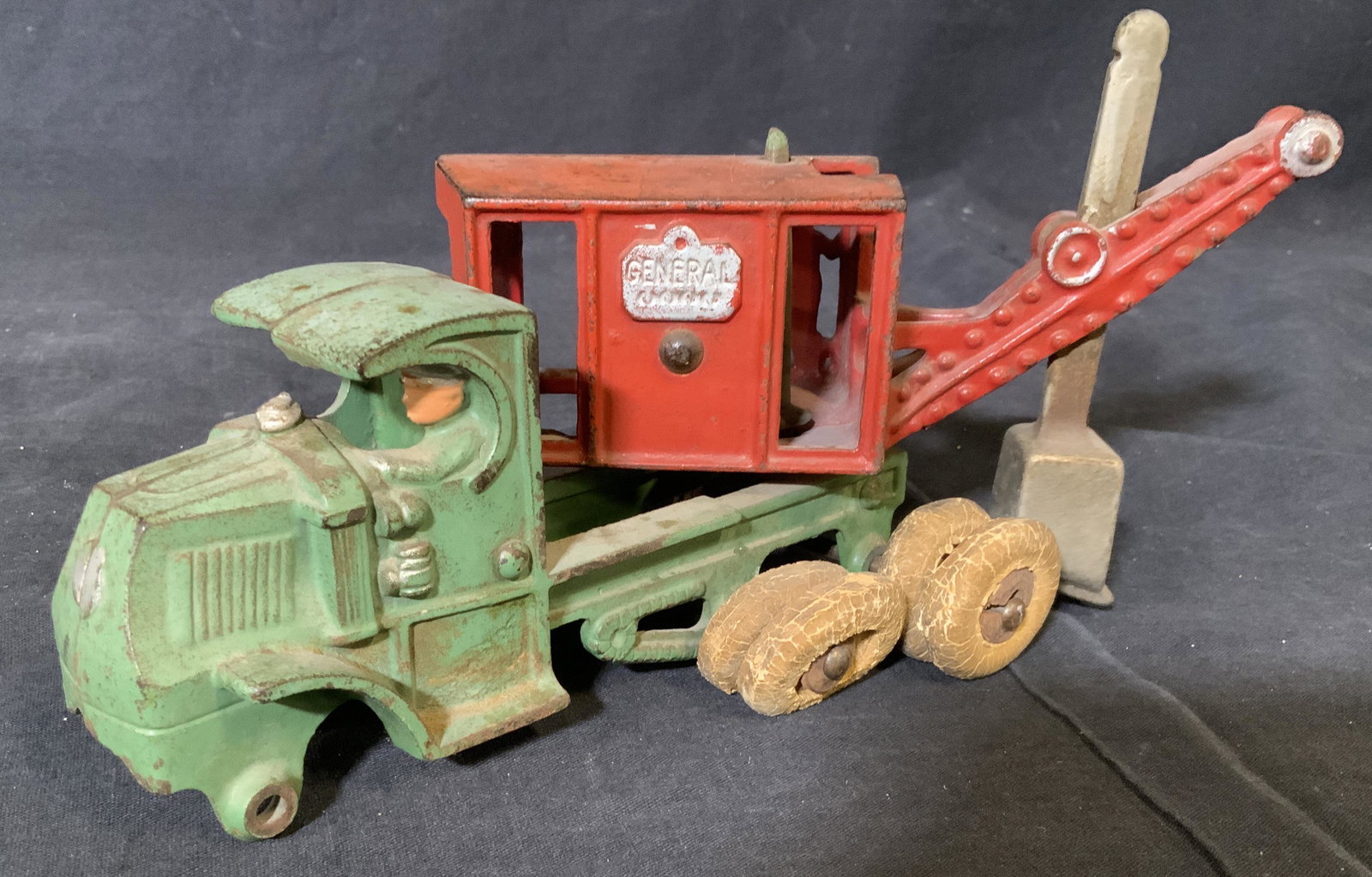 Antique Toy Metal Truck (1 of 6)