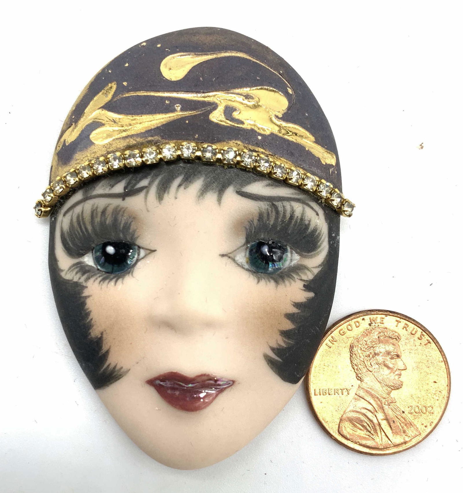 MEE Artist Signed Porcelain Handmade Brooch (1 of 9)