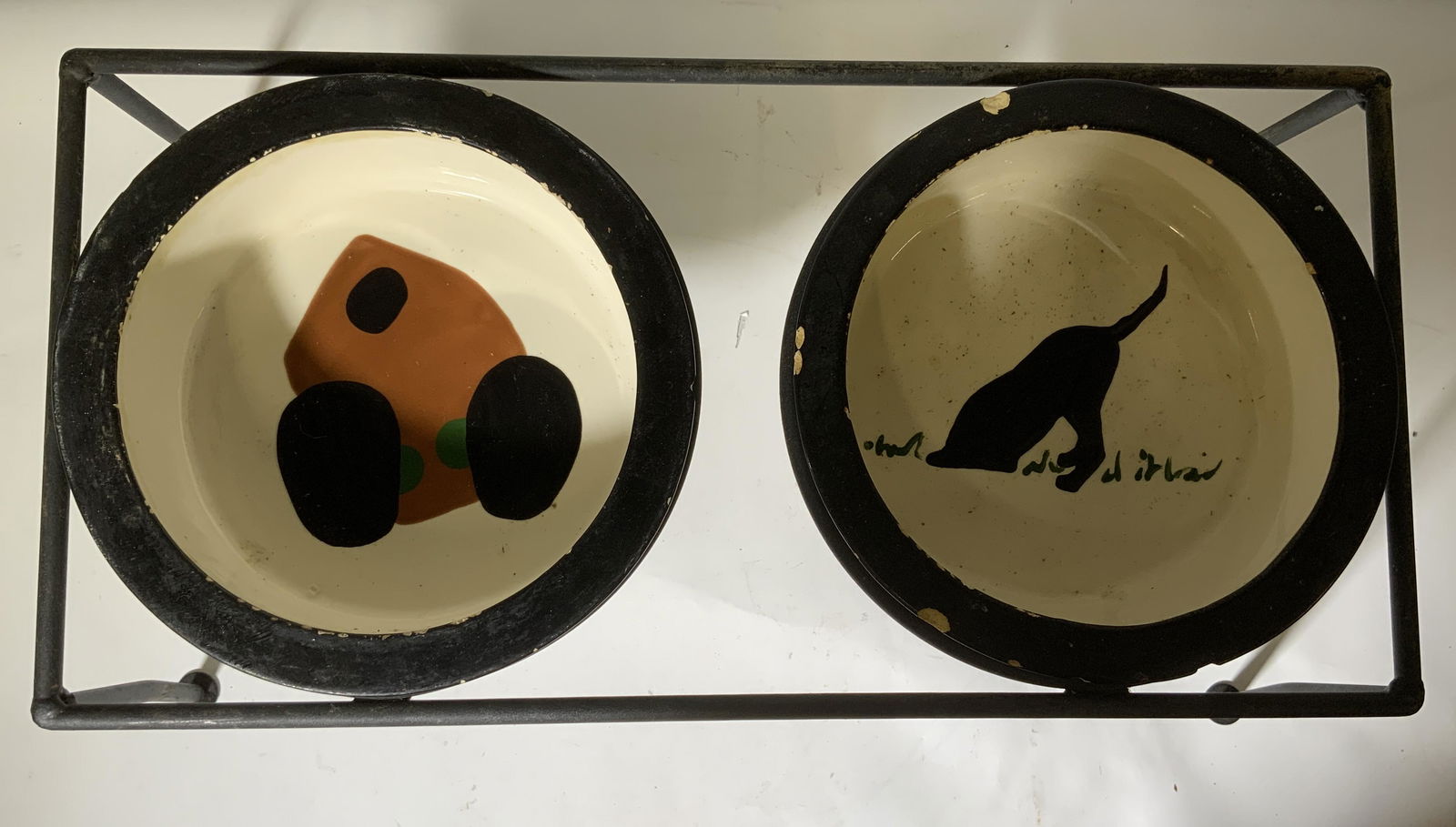 MELIA Ceramic Dog Bowls & Stand (1 of 6)