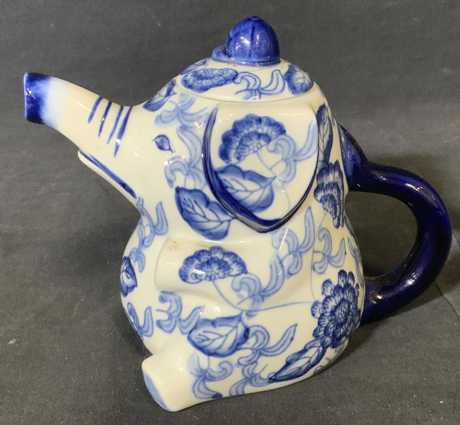 Elephant Figural Blue and White Teapot (1 of 6)