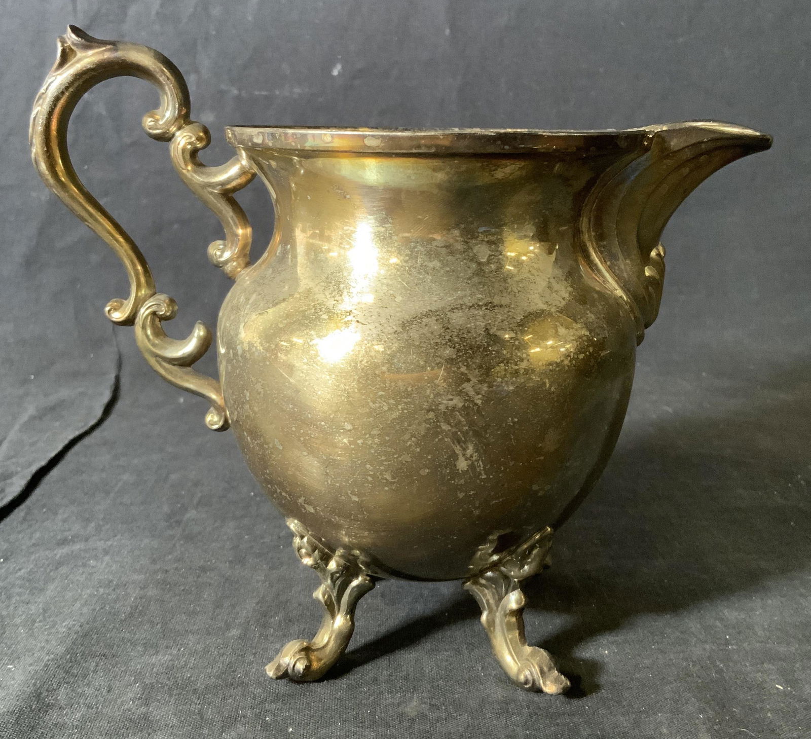 ENGLISH STERLING CORP Silver Plated Pitcher (1 of 7)