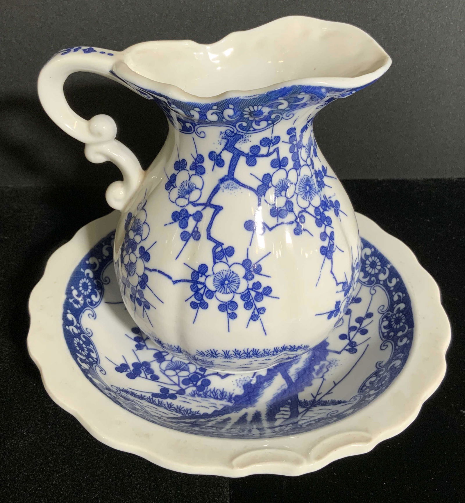 Lot 2 Vtg Asian Porcelain Pitcher & Plate (1 of 8)