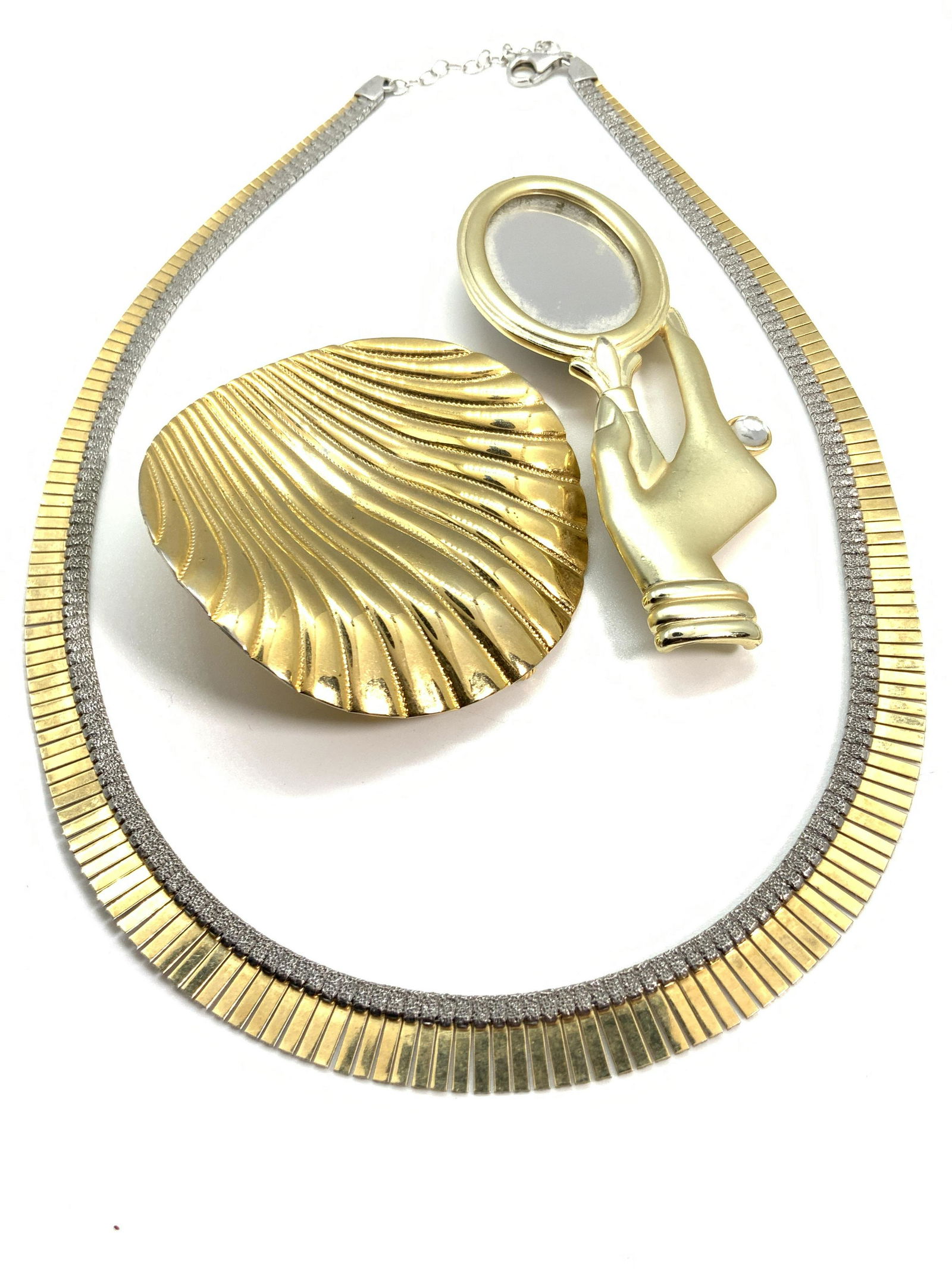 Lot 3 Art Deco Style Brooches & Sterling Necklace (1 of 10)