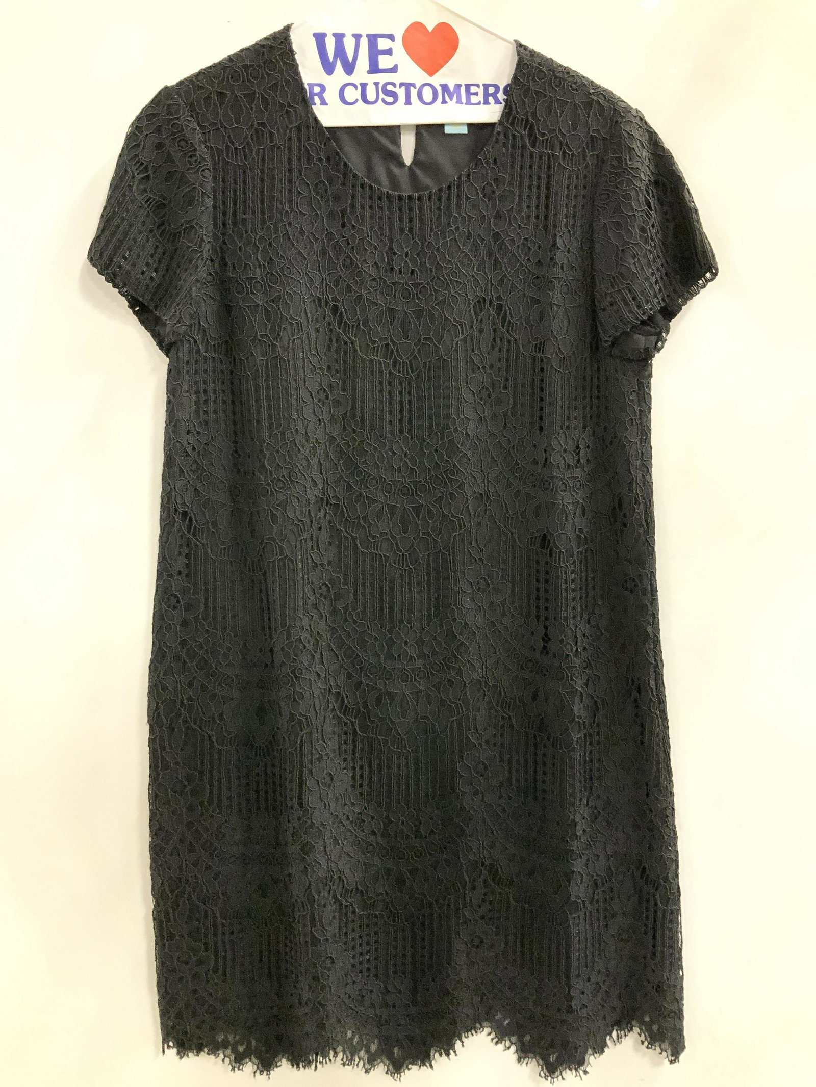 Signed CECE Black Cocktail Dress: CeCe Black cocktail dress, short sleeve, crew neck, layered lace style over lining, size 6, length 33 in. Luxury Designerwear, Luxury CeCe pink cocktail dress, Signed CECE wearables, Ladies Dress, lad