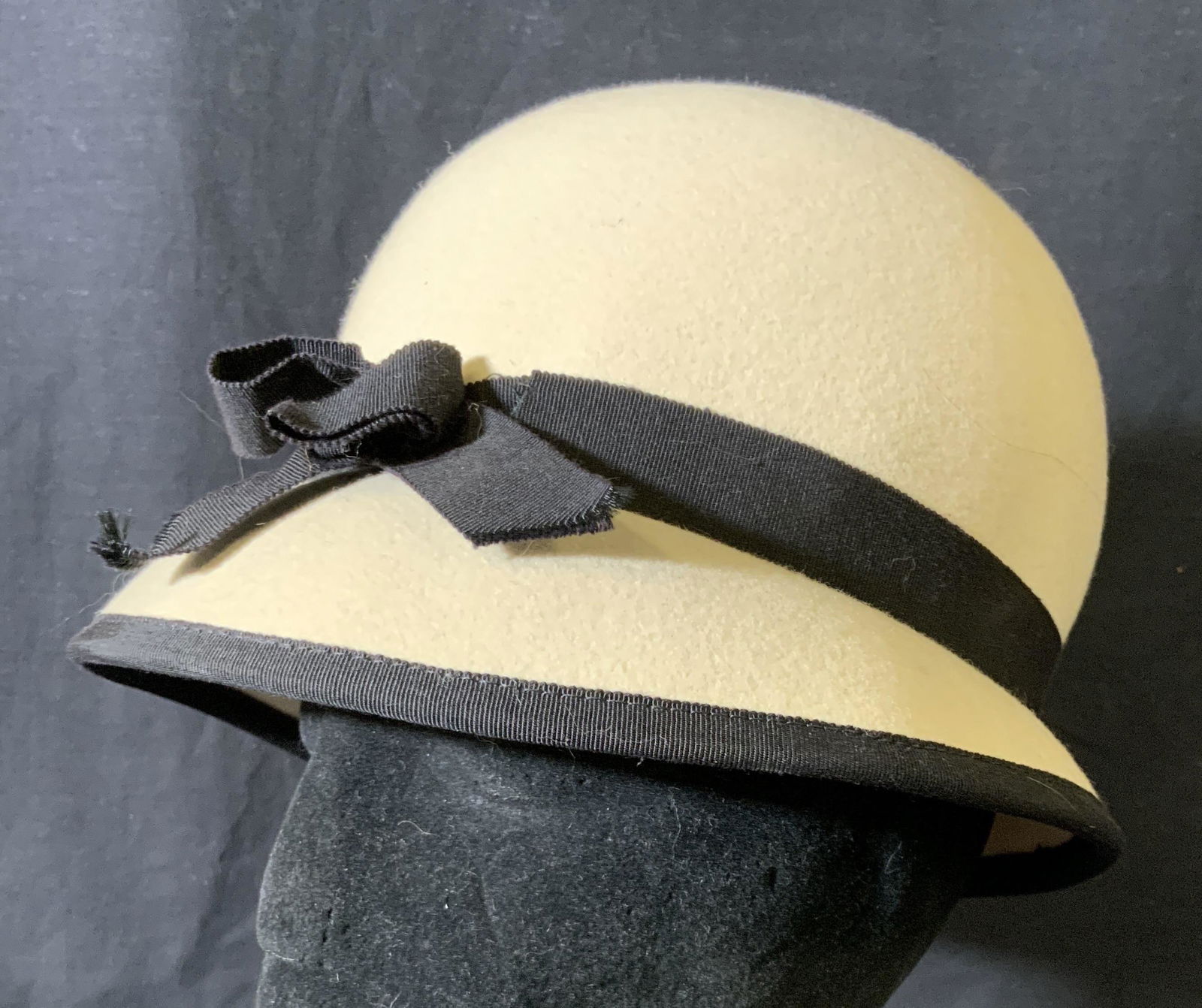 Vintage MODESA PARIS Wool Hat (1 of 7)