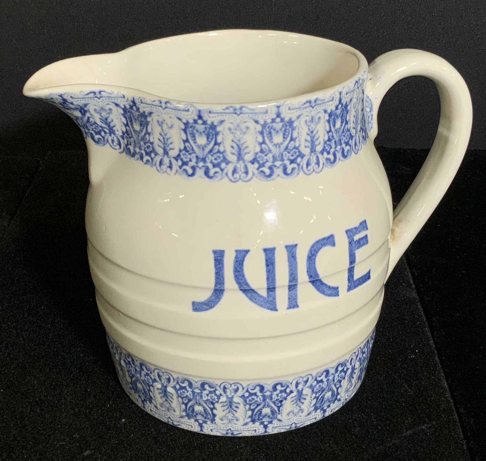 VICTORIANA Vintage English Porcelain Juice Pitcher (1 of 8)