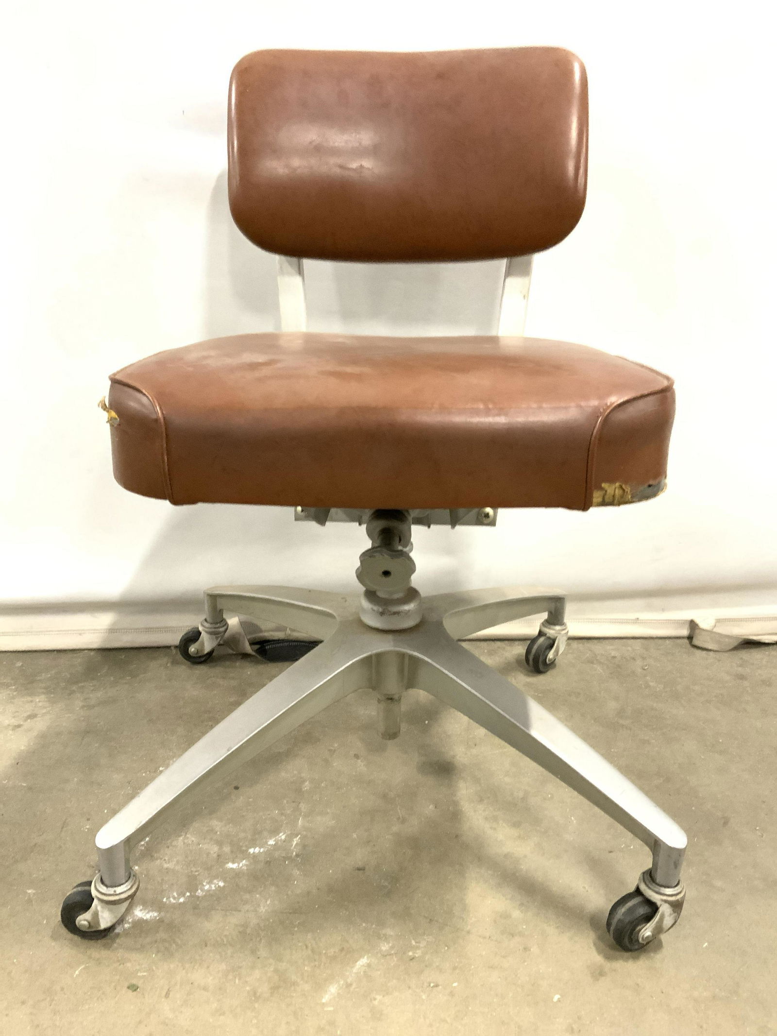 Computer Chair On Wheels W Leather Upholstery (1 of 8)