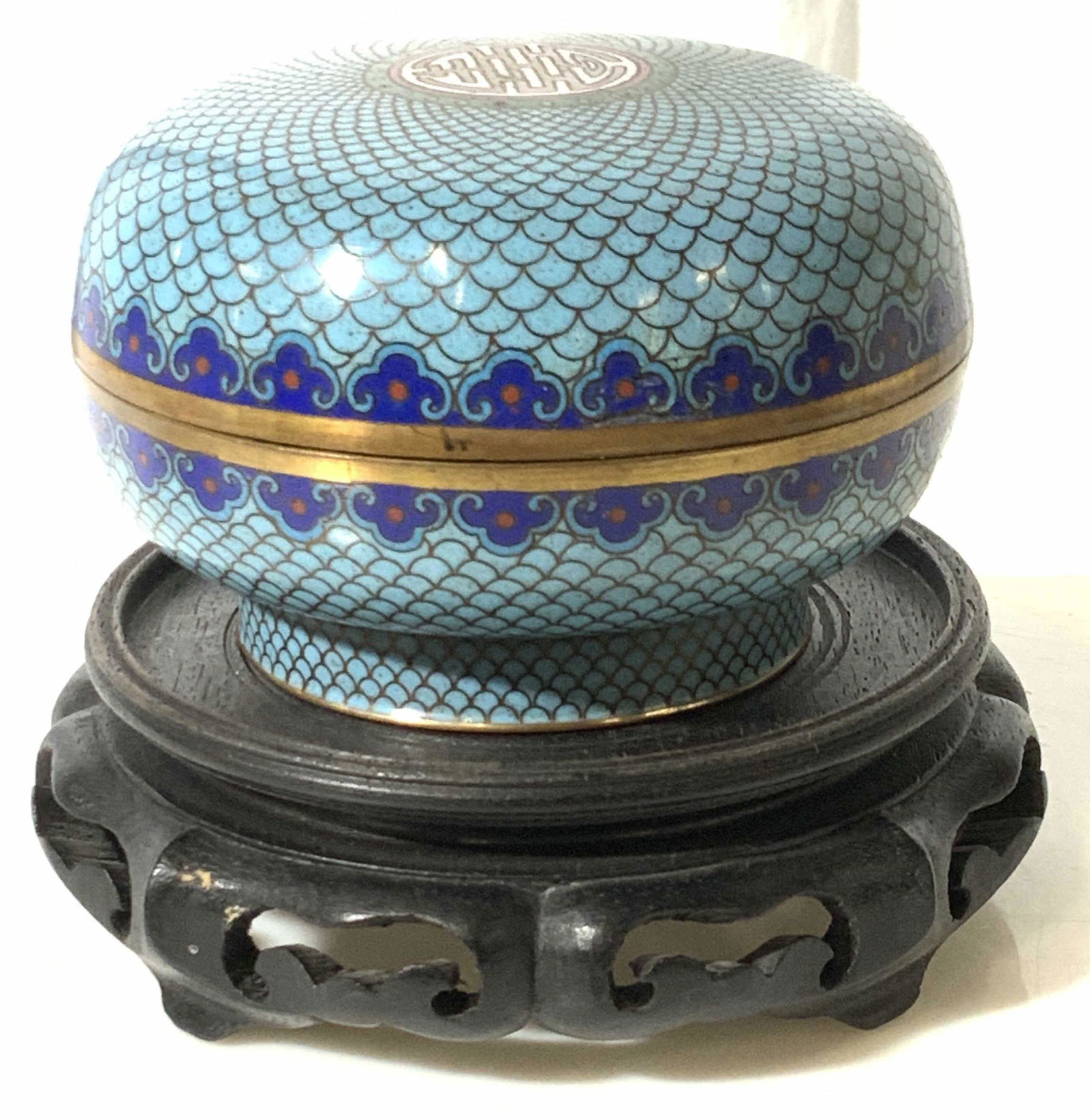 Asian Cloisonne Jing Tai Shou Trinket Bowl, Stand: Vintage enameled lidded bowl with light blue enamel on underside and interior, called JingTai, representing the Ming Dynasty and the most coveted of colors in Chinese Cloisonne. Exterior Light blue wi