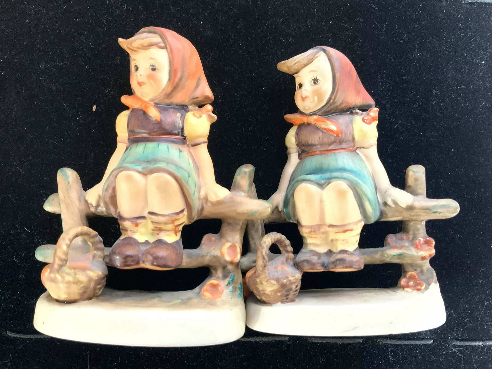 Lot 3 Porcelain HUMMEL Figurals, Hallmarked 1938 (1 of 8)