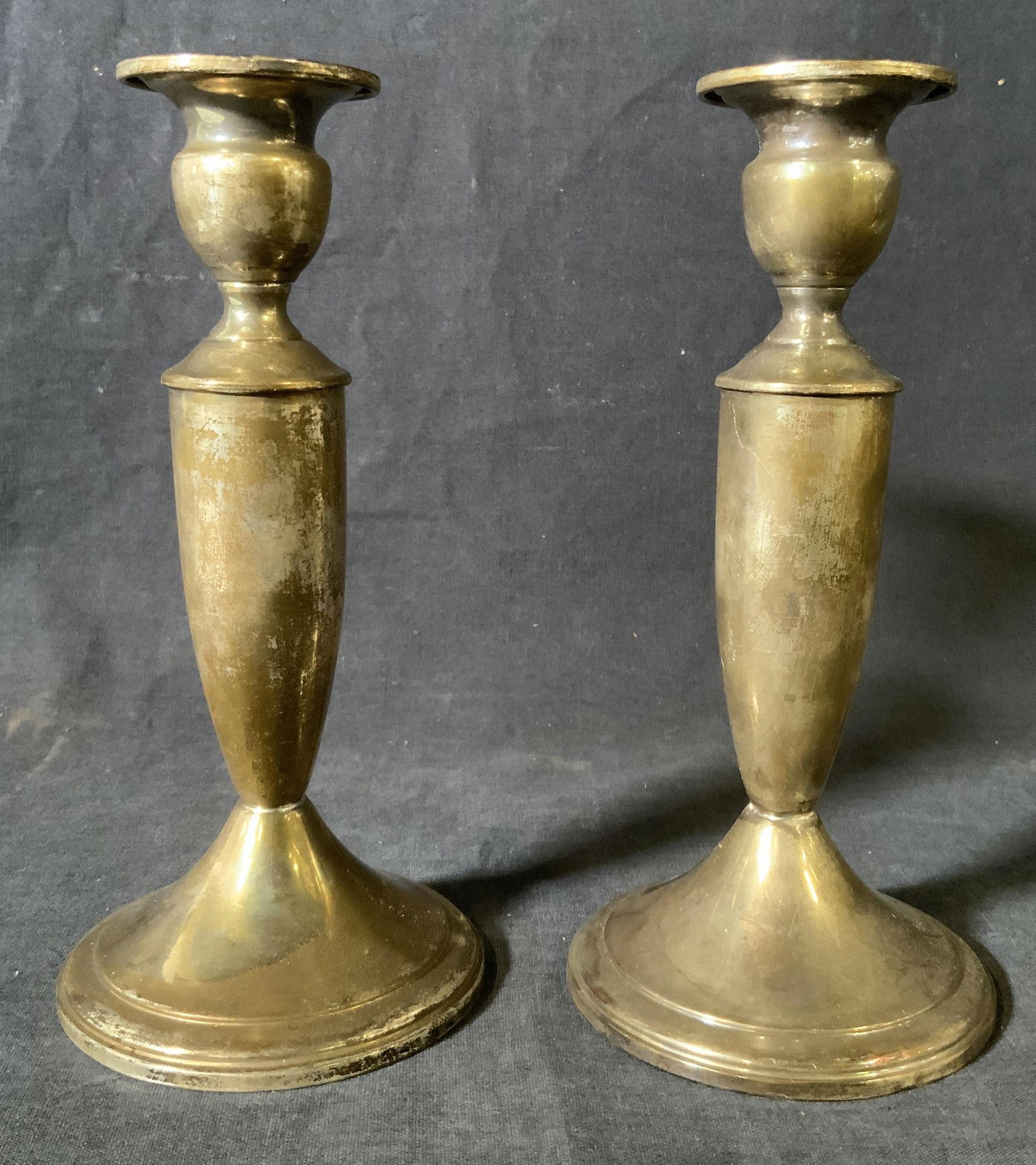 Pair TOWLE Sterling Silver Candlesticks (1 of 5)