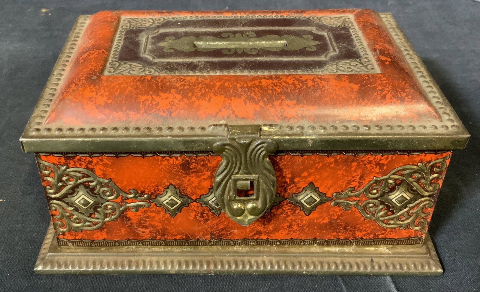 Blue Bird Confectionery Metal Coin Box (1 of 5)