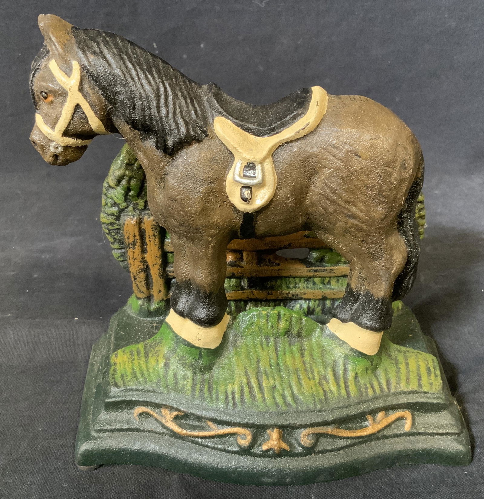 Iron Horse Figural Napkin Holder (1 of 5)