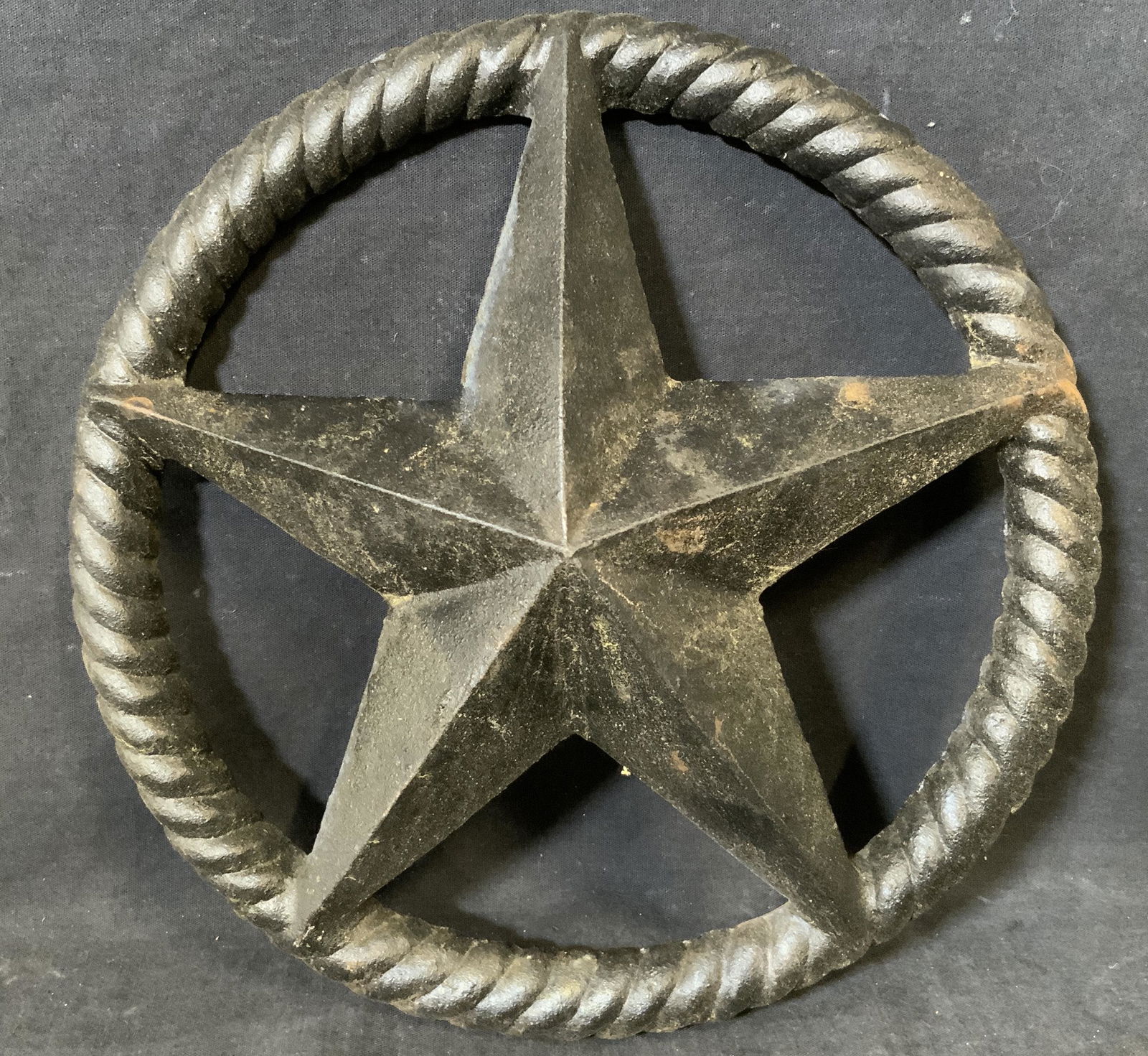 Iron Star Wall Ornament (1 of 5)
