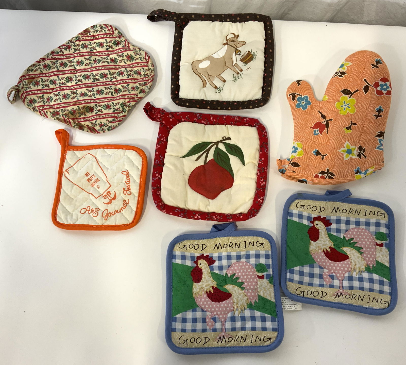 Lot 7 Assorted Pot Holders (1 of 7)