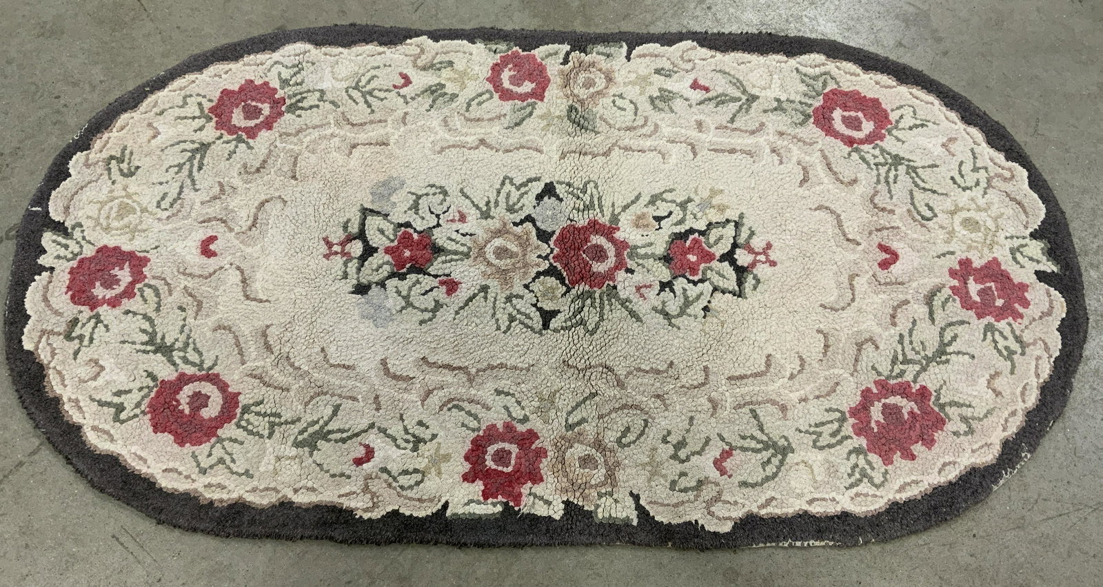 Handmade Floral Wool Carpet (1 of 5)