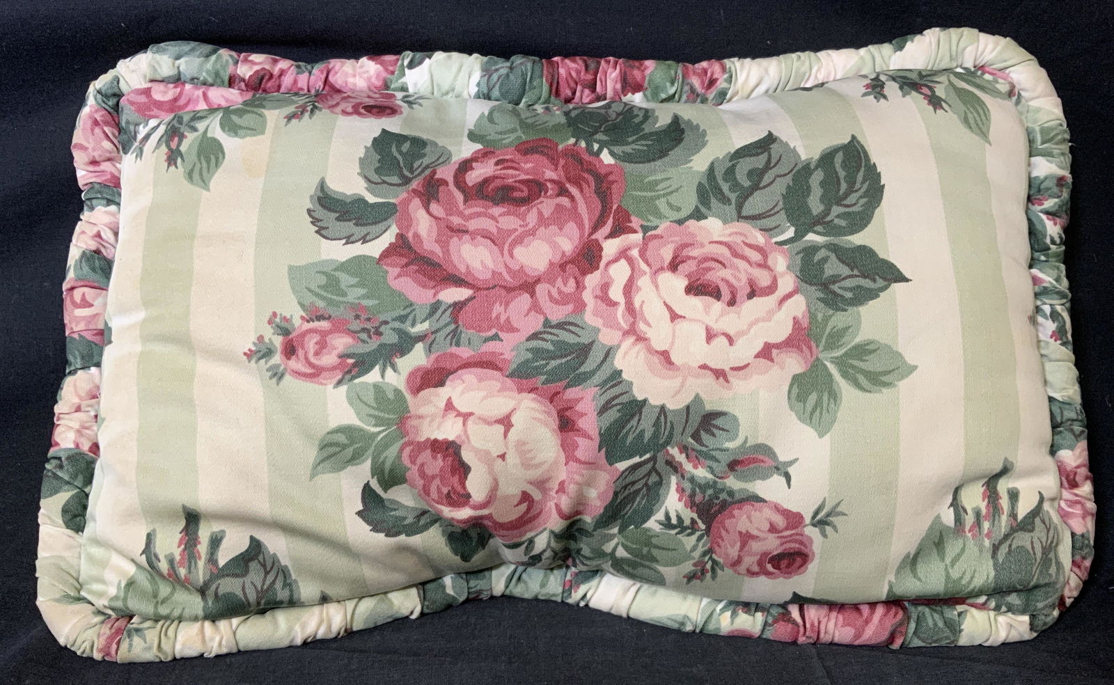 Group Lot 2 Floral Pillows (1 of 5)