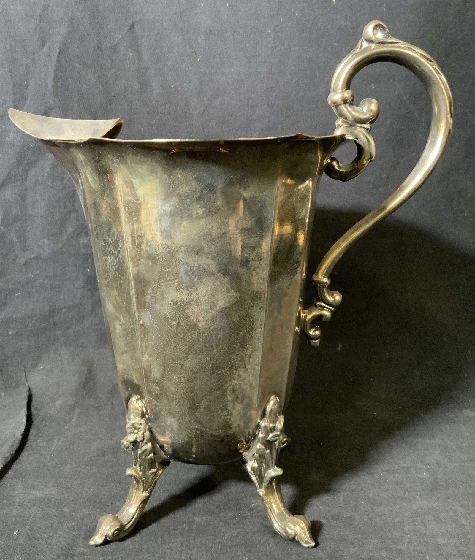 CROSBY Silver plated Pitcher (1 of 7)