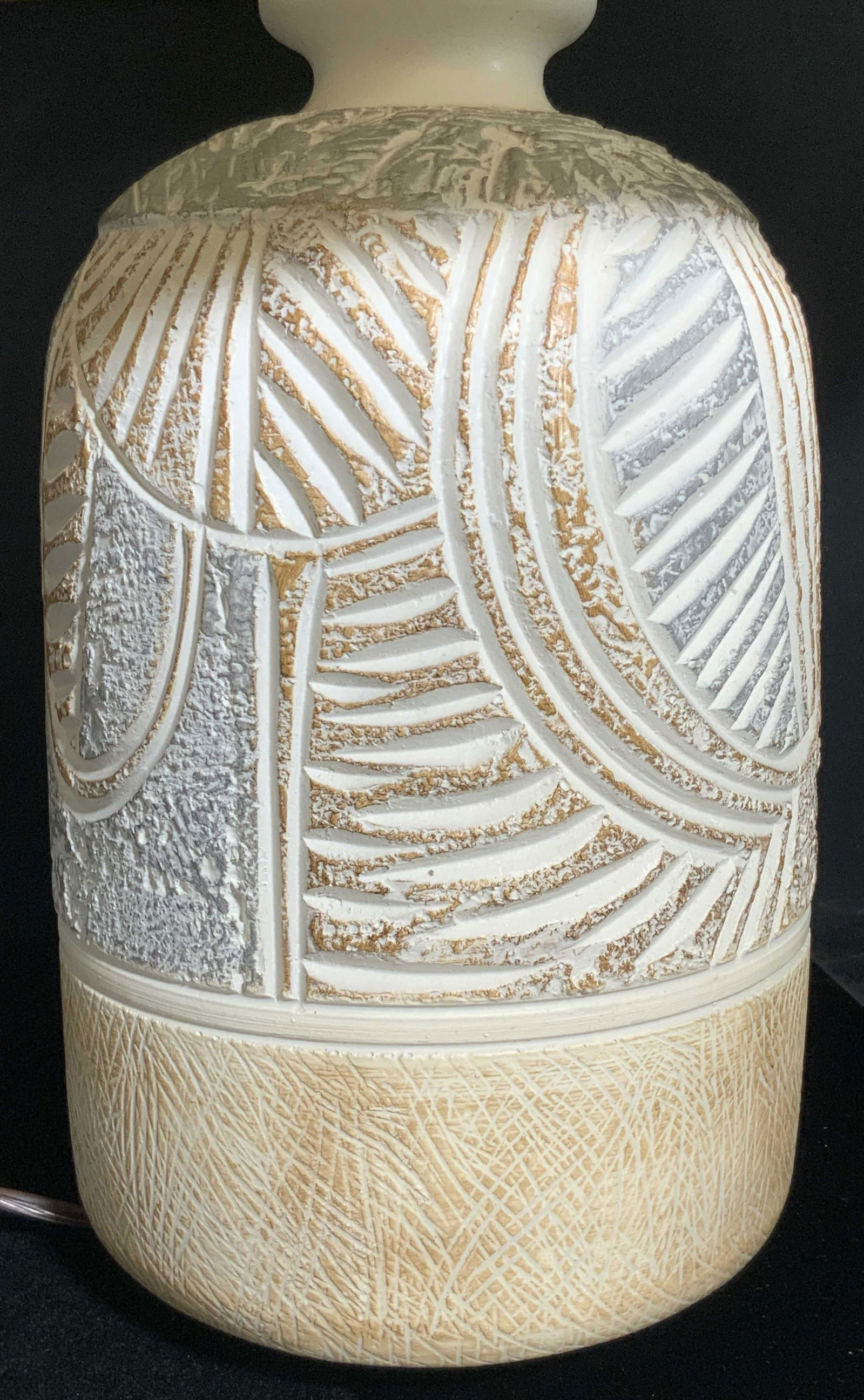 Textured Carved Ceramic Tabletop Lamp (1 of 9)