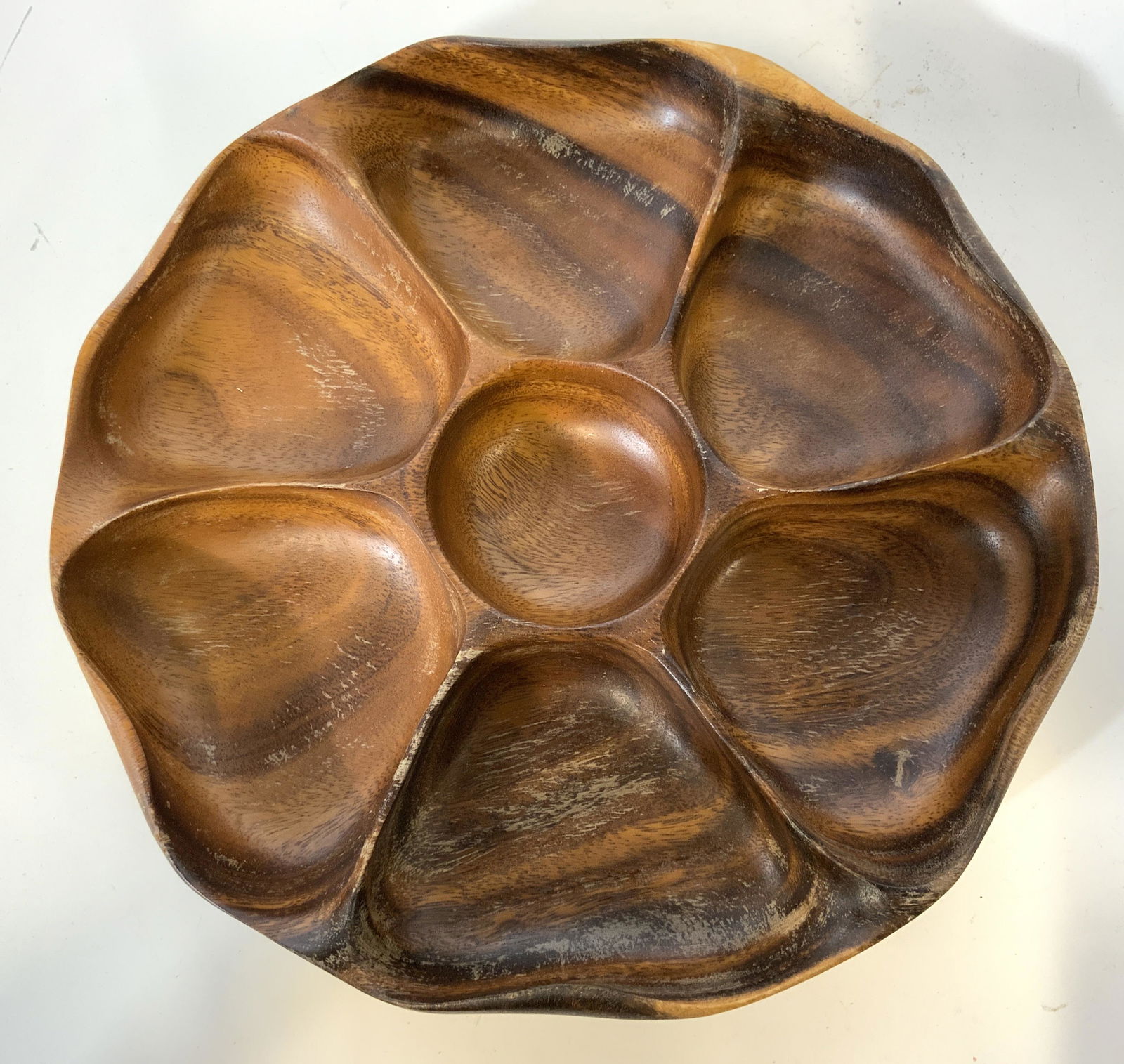 Teakwood Chip & Dip Tray (1 of 8)