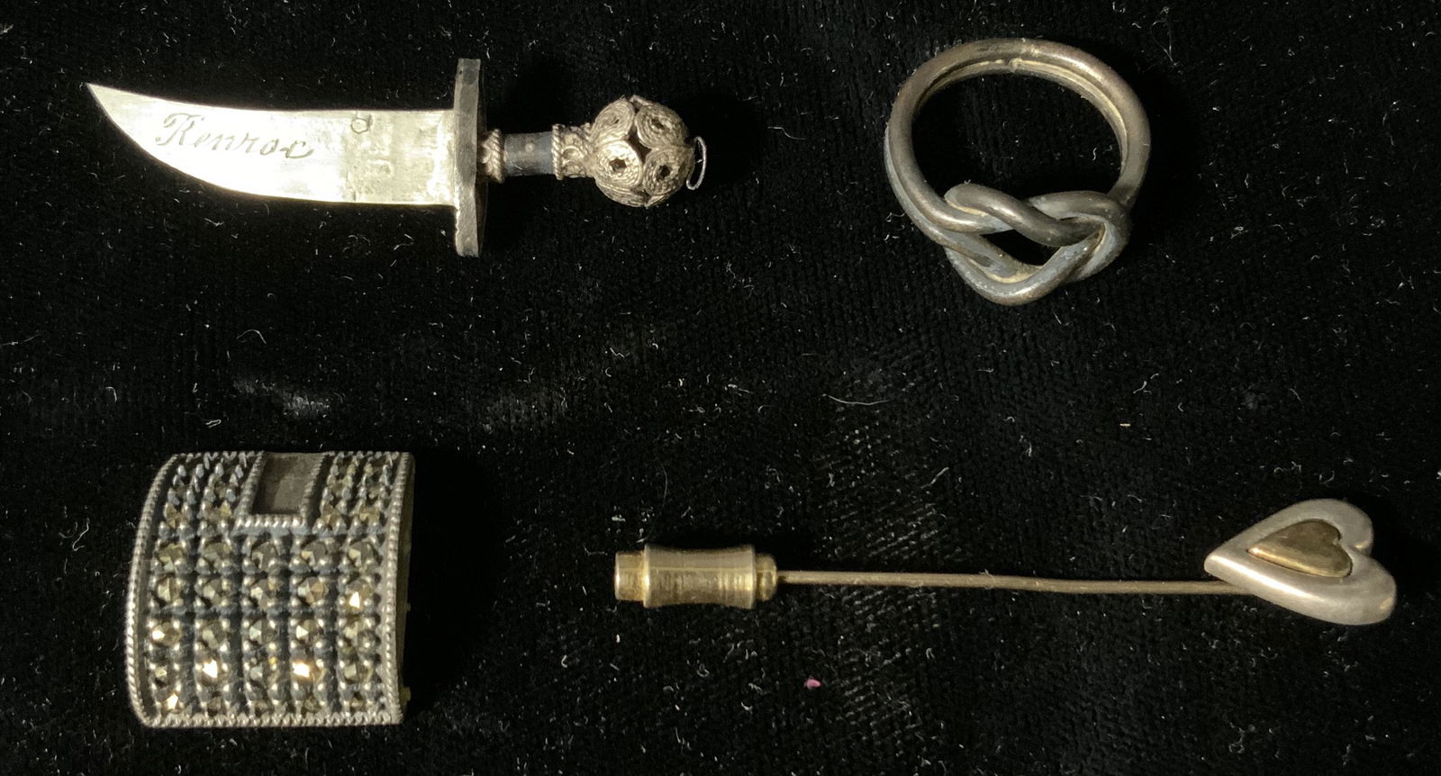 Lot 4 Sterling Silver & Gold Accessories: Lot 4 Sterling Silver & Gold Accessories, inscriptions partially illegible, read ‘18k’, measures 2 inches long, weight: 2,5 g, ‘Gucci Italy 925’, ‘JJ Sterling’, ‘Renroc Sterling Silver 9