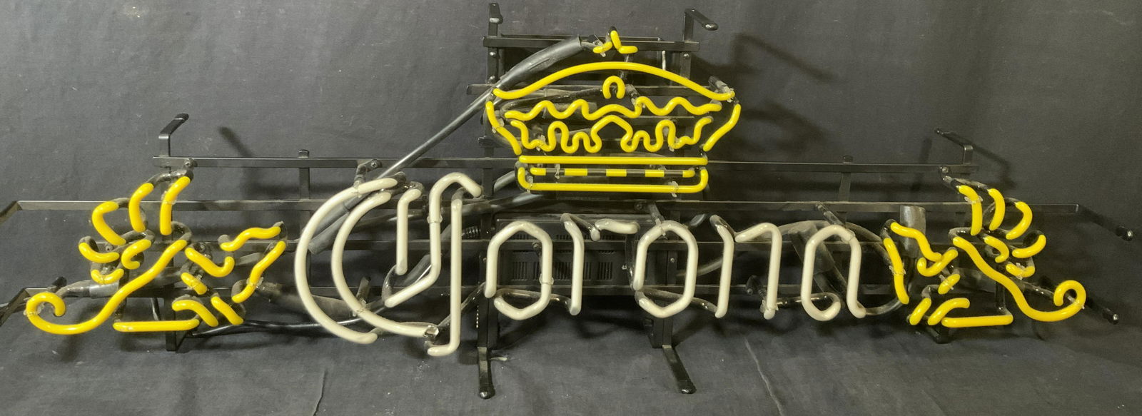 Neon Corona Light Up Sign (1 of 8)