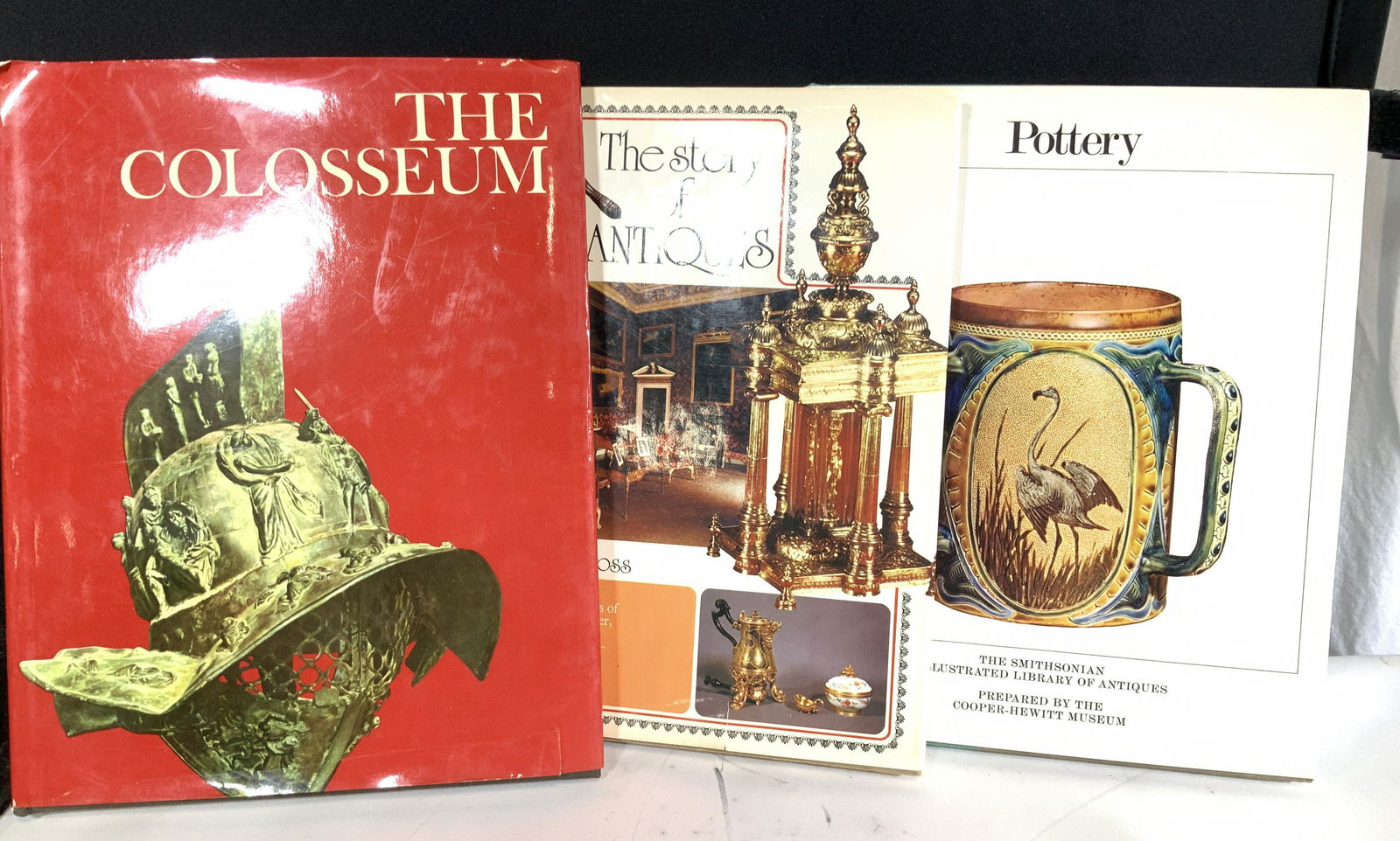Vintage Antiques, Pottery, Colosseum books 3 (1 of 6)