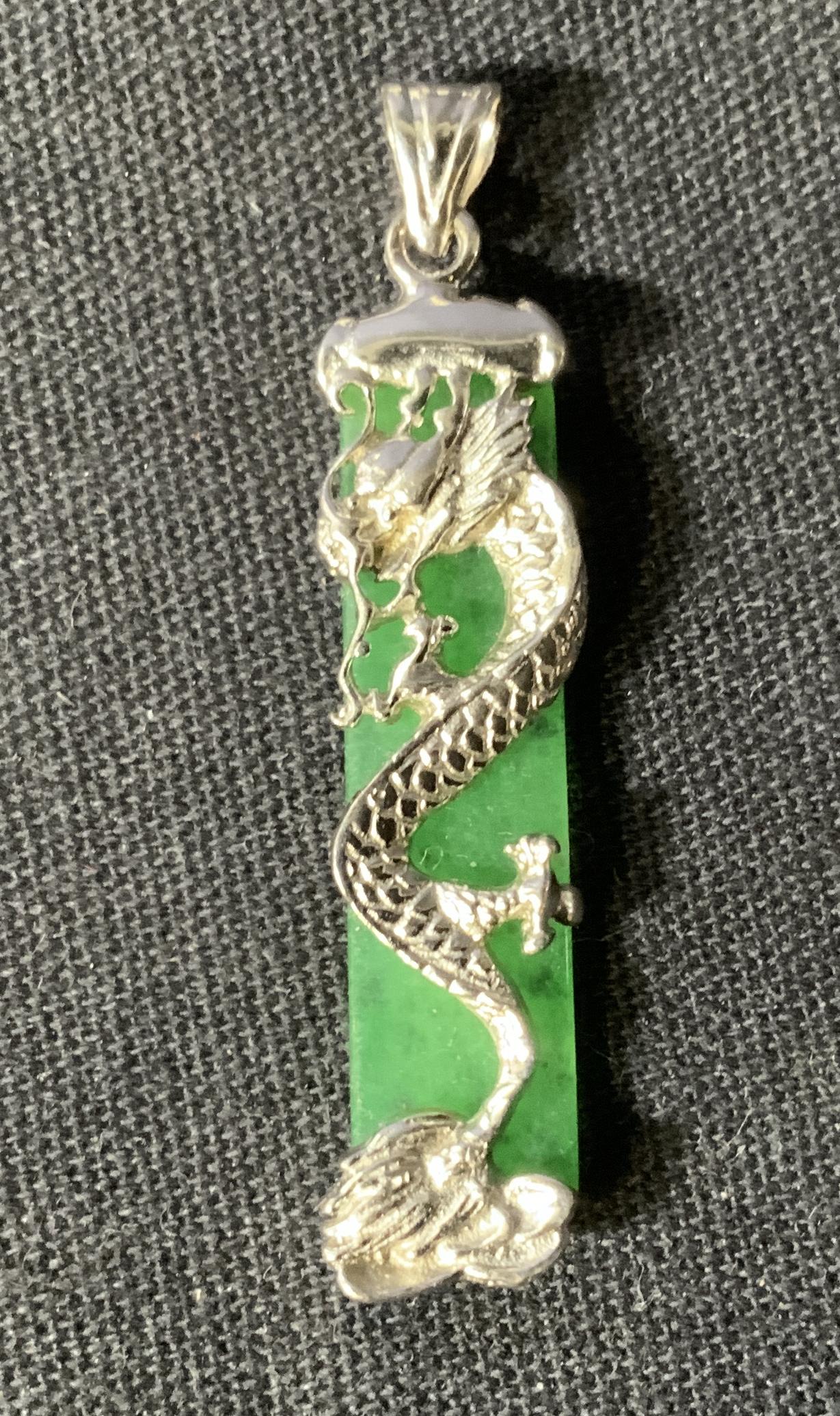 Lot 2 Sterling Silver Dragon Ring & Pendant (1 of 8)