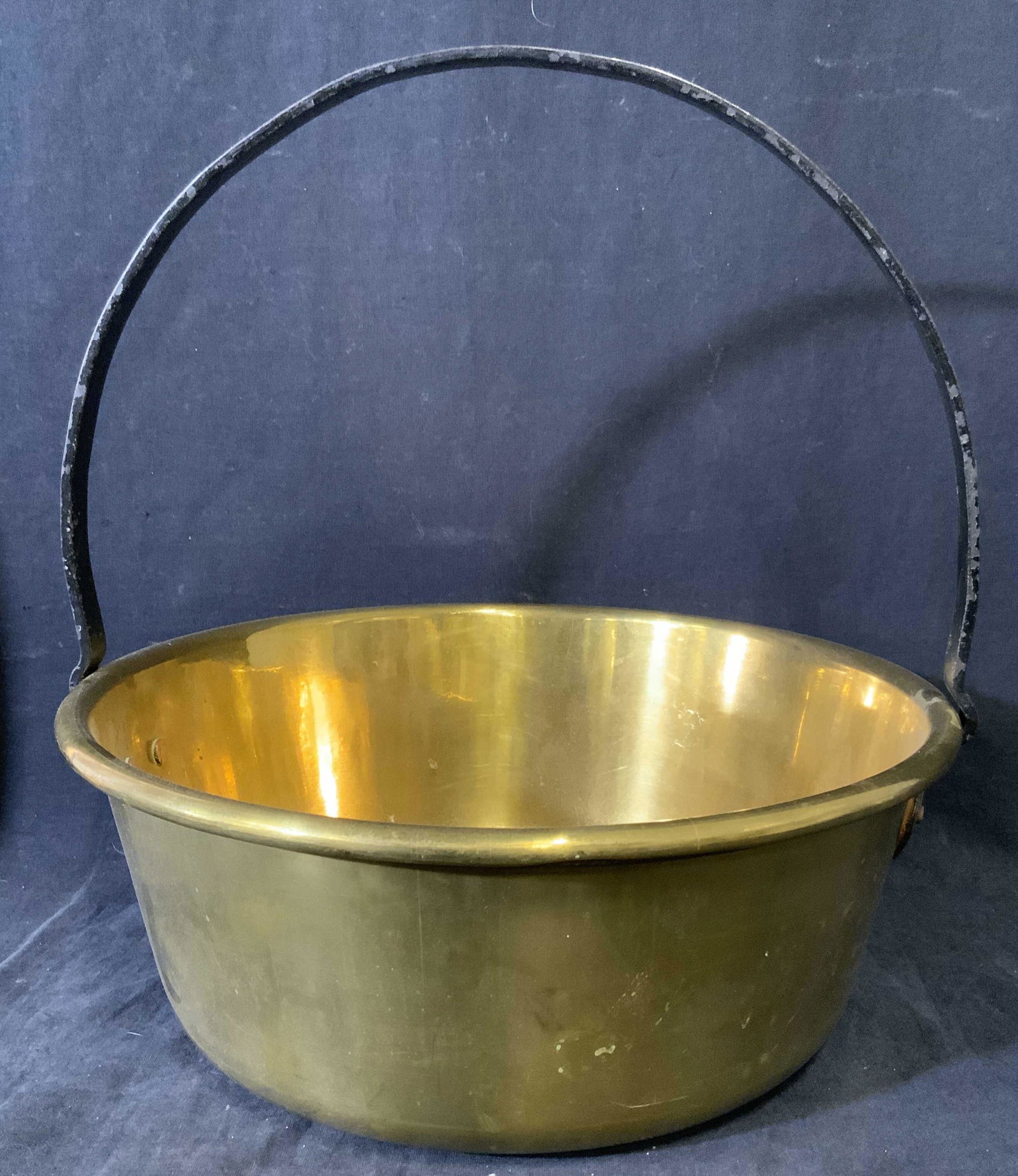 Vintage Handled Brass Pan (1 of 6)